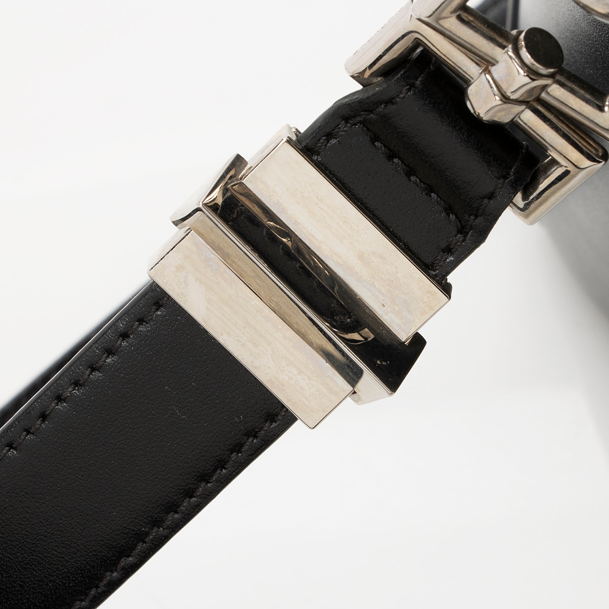 Givenchy Smooth Calfskin Antigona Small Satchel (SHF-22163)