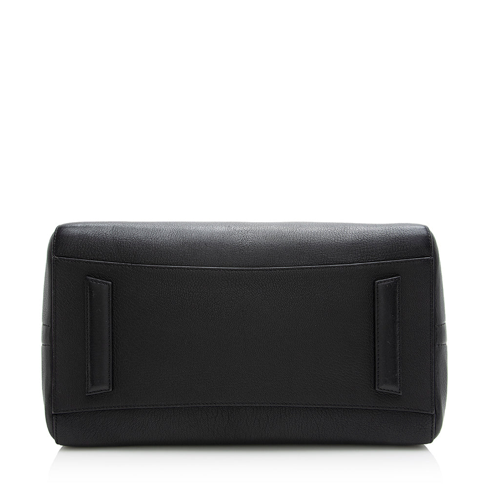 Givenchy Sugar Goatskin Antigona Medium Satchel (SHF-21200)