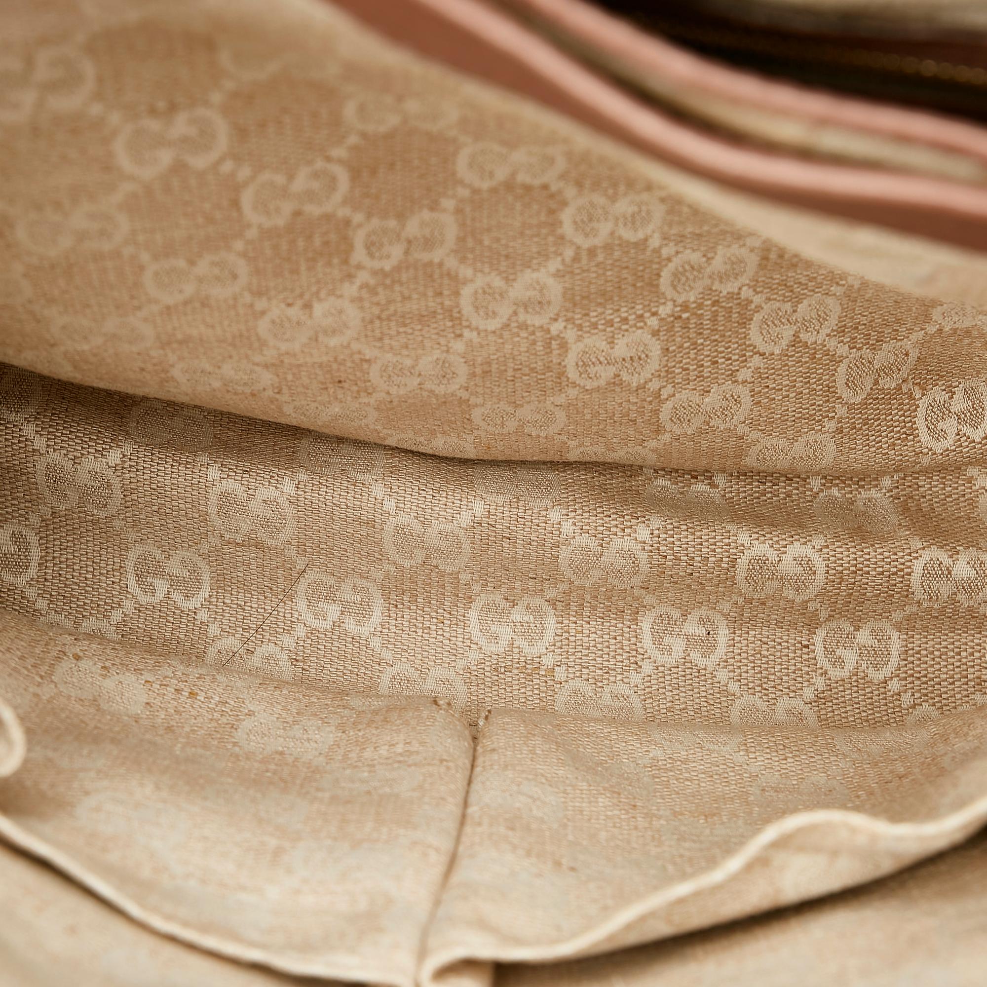 Gucci Bamboo Diana Leather Handbag (SHG-31981)