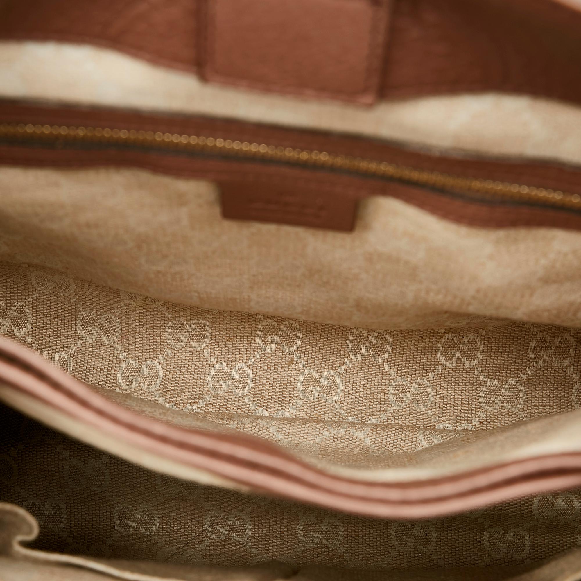 Gucci Bamboo Diana Leather Handbag (SHG-31981)