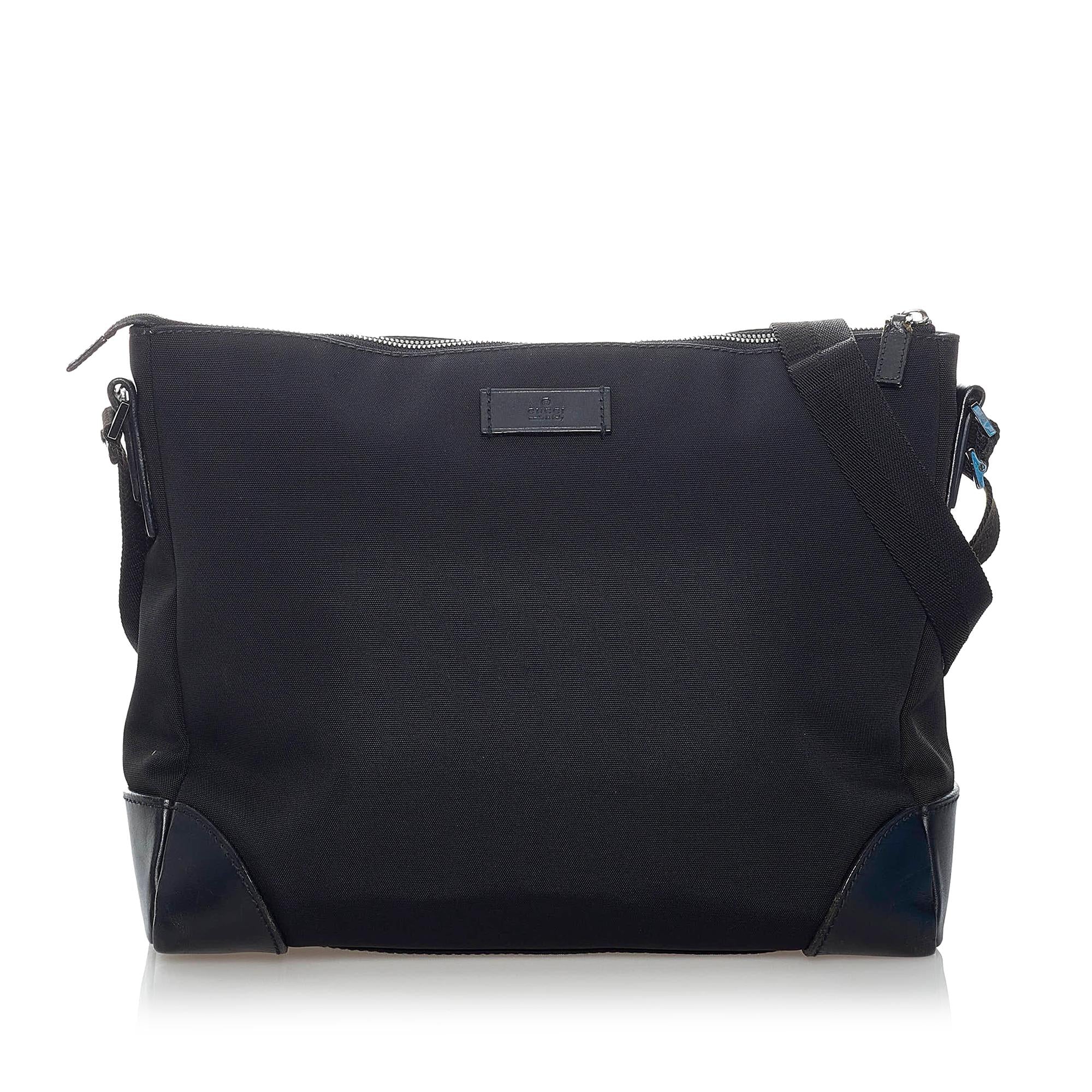 Gucci Canvas Crossbody Bag (SHG-36164)