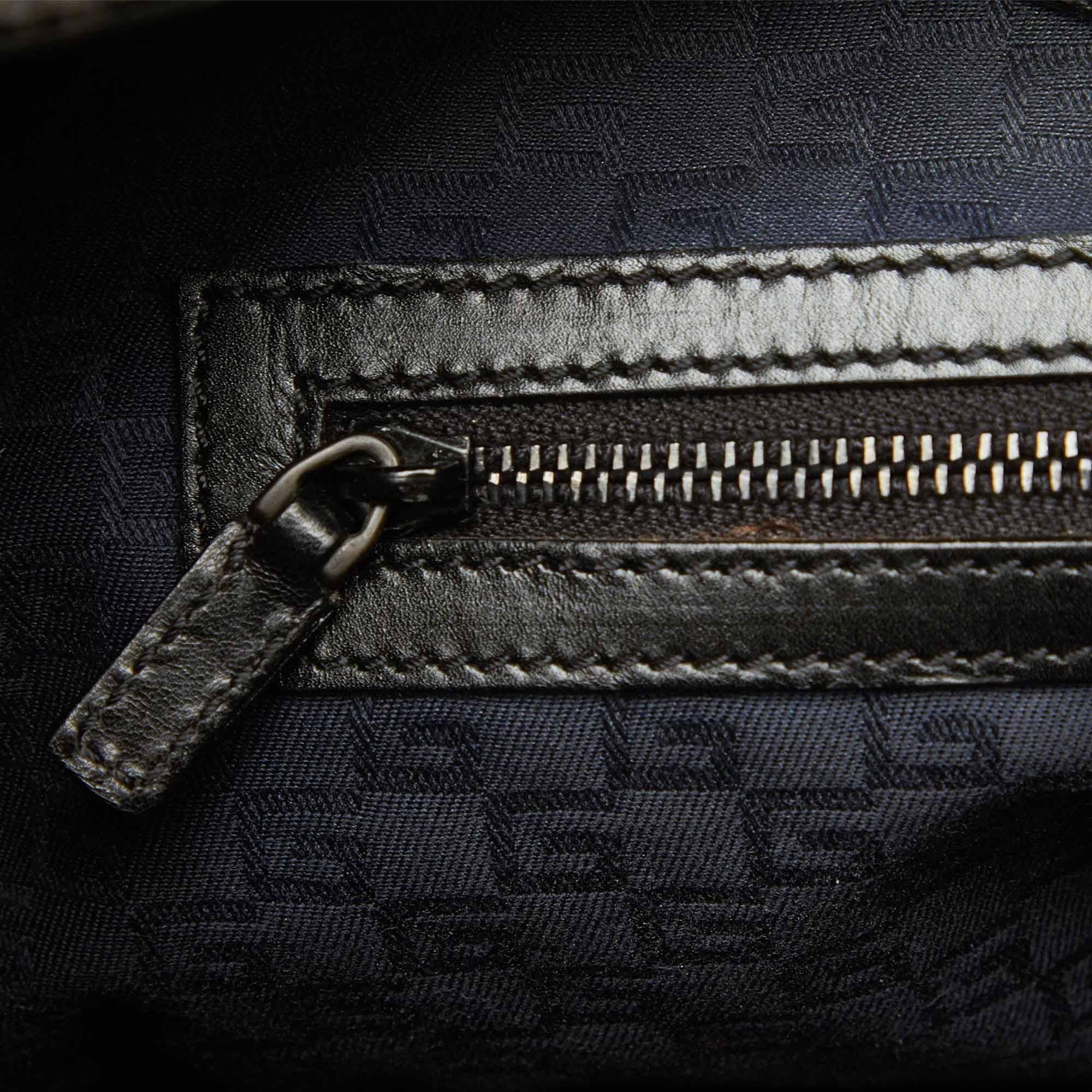 Gucci Canvas Handbag (SHG-22297)