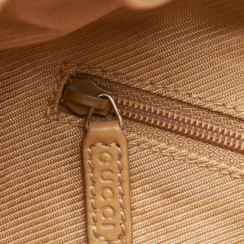 Gucci Canvas Shoulder Bag (SHG-26334)
