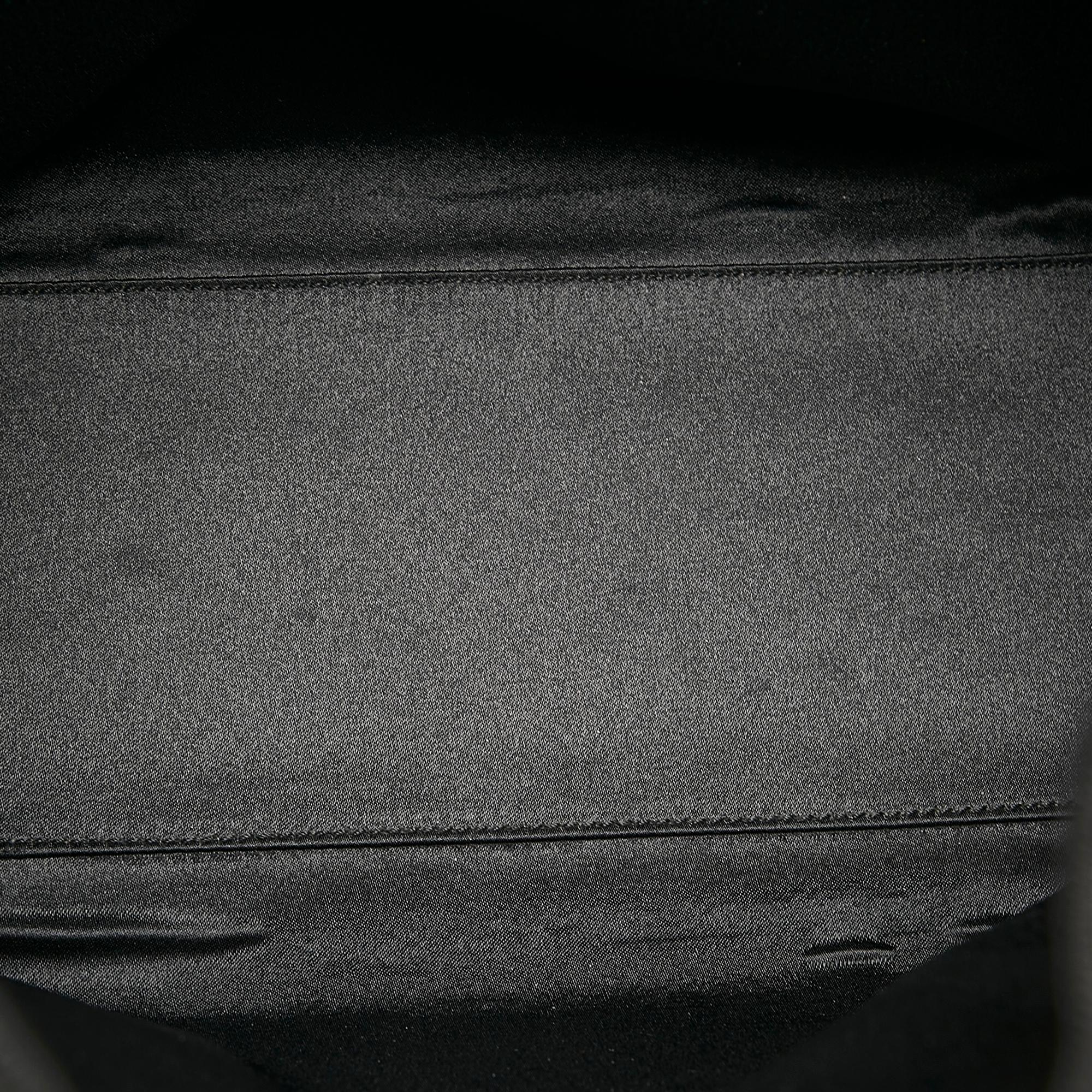 Gucci Canvas Shoulder Bag (SHG-36498)