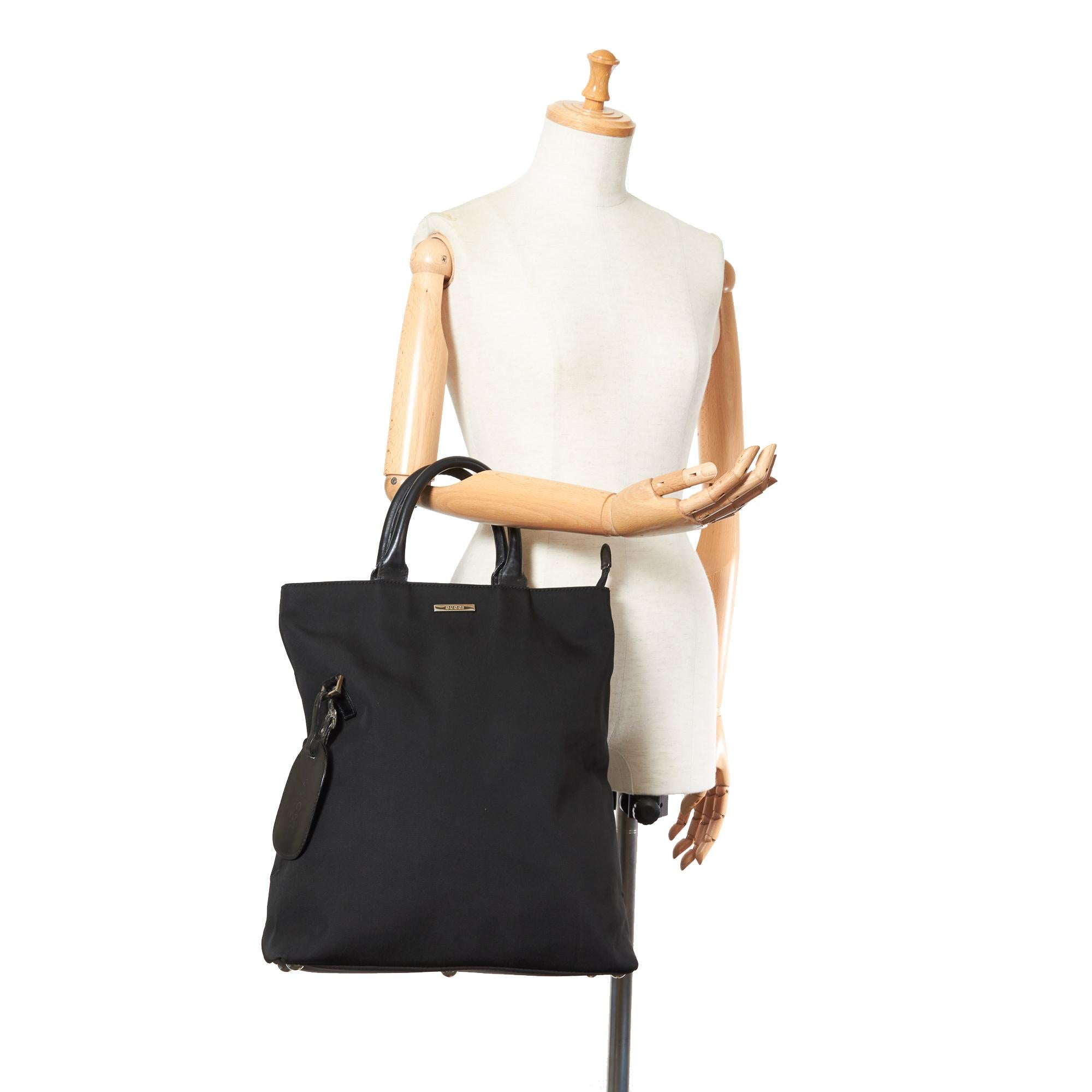 Gucci Canvas Tote Bag (SHG-31655)