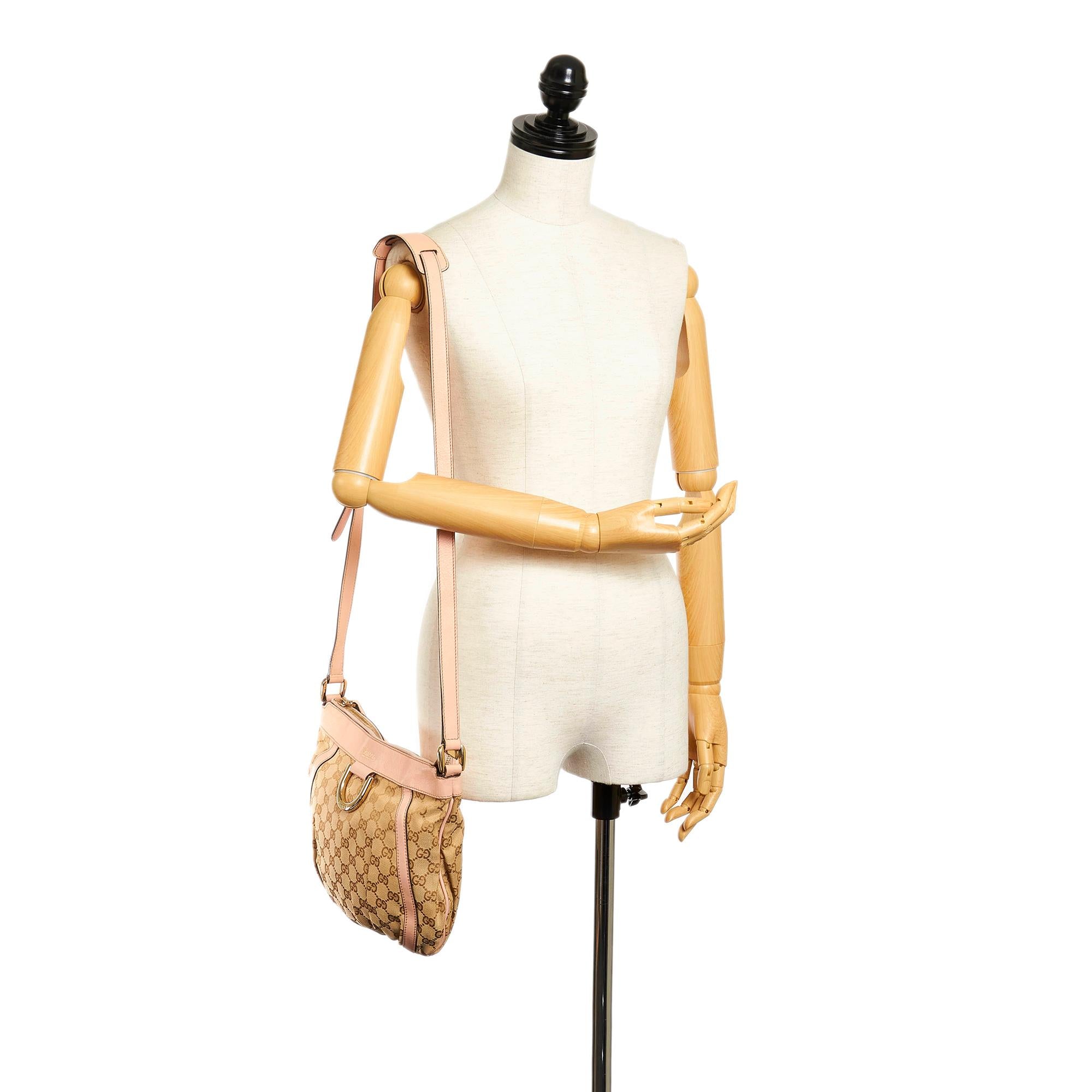 Gucci GG Canvas Abbey D-Ring Crossbody Bag (SHG-32404)