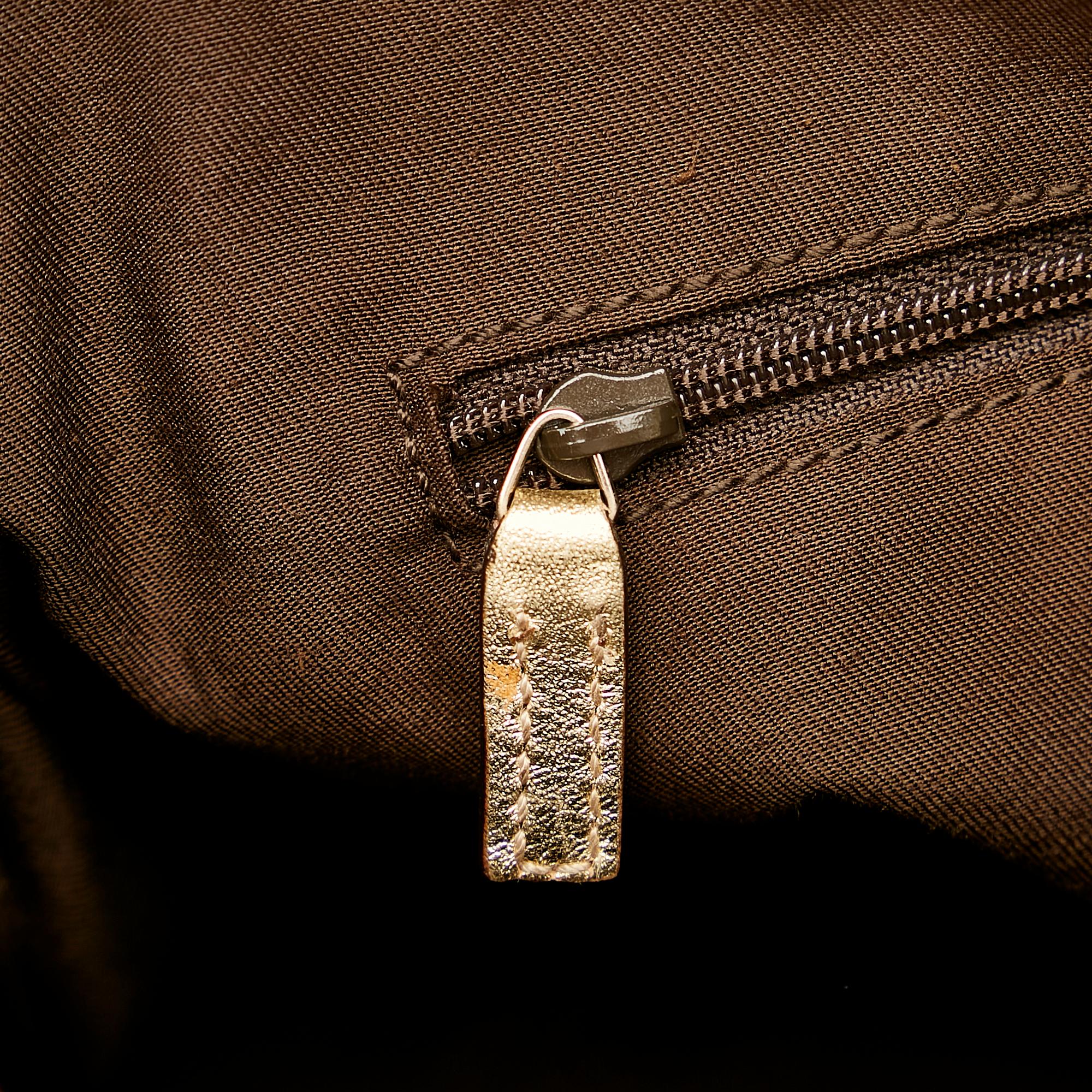 Gucci GG Canvas Abbey D-Ring Shoulder Bag (SHG-23962)