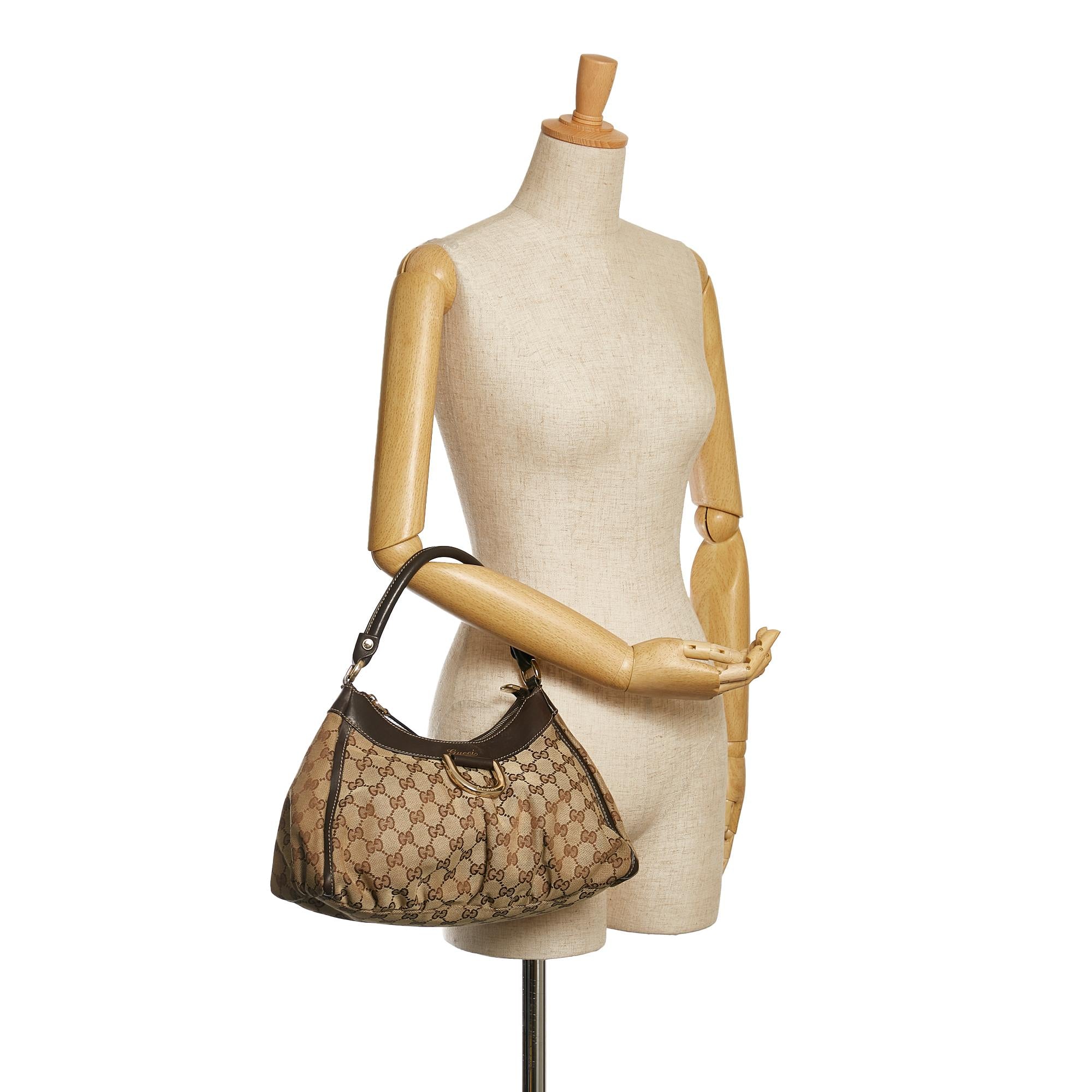 Gucci GG Canvas Abbey D-Ring Shoulder Bag (SHG-34625)