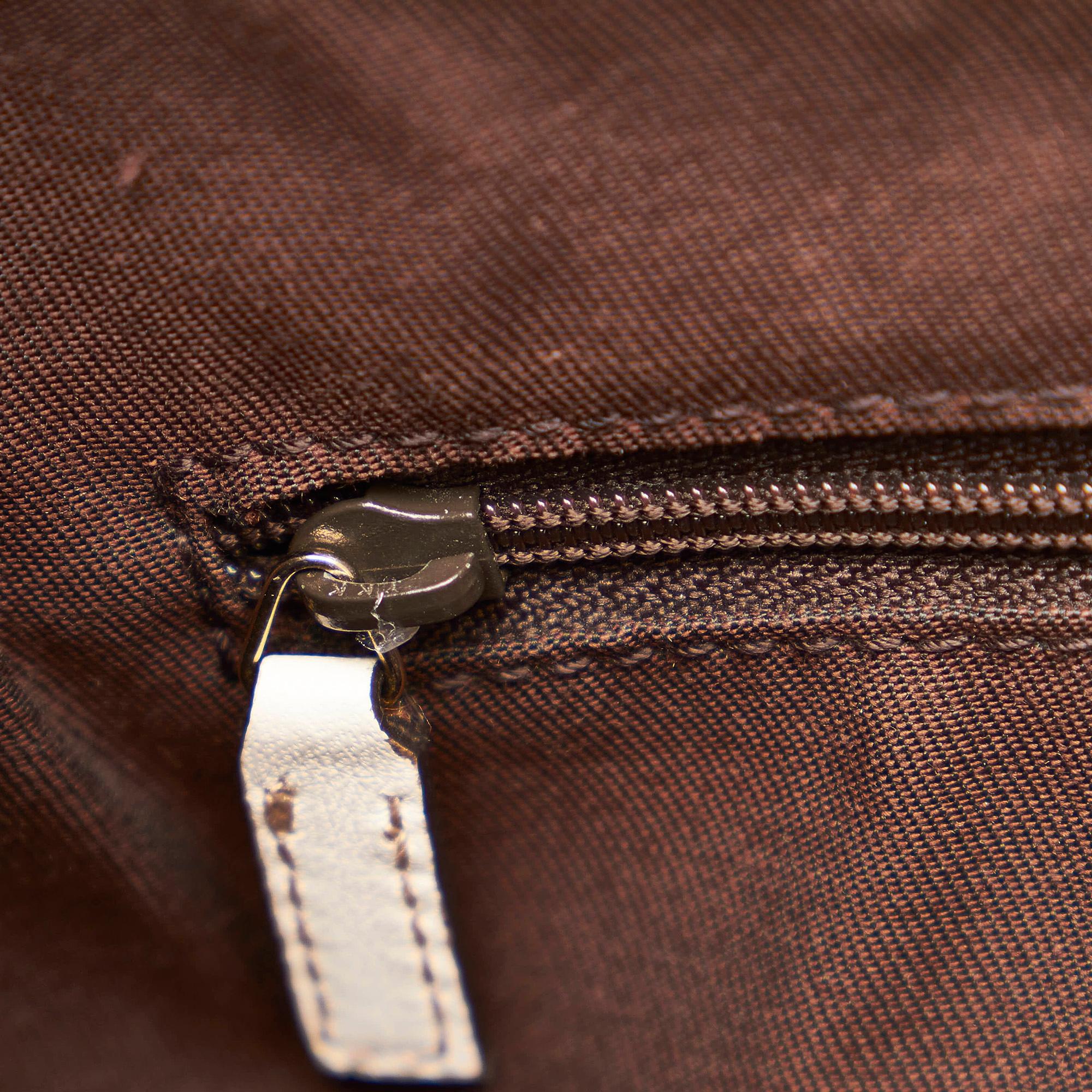 Gucci GG Canvas Abbey D-Ring Shoulder Bag (SHG-34755)