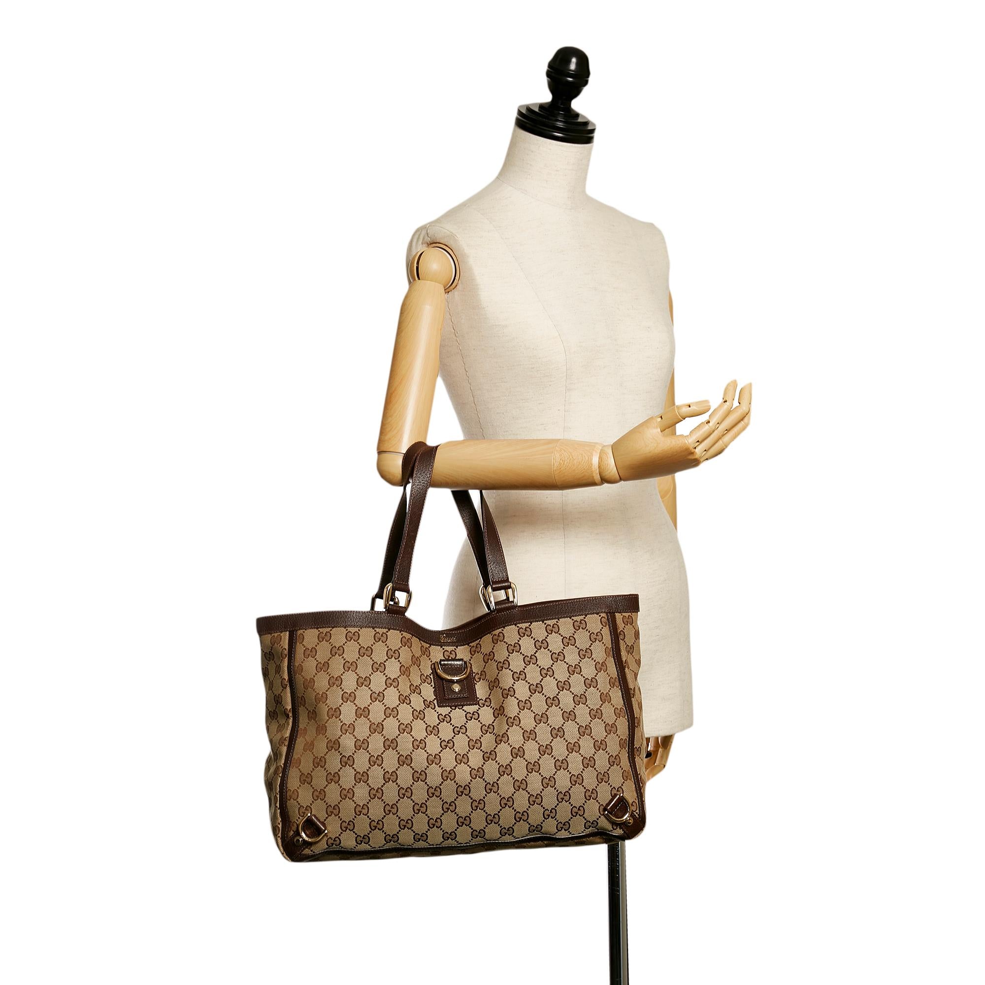 Gucci GG Canvas Abbey D-Ring Tote Bag (SHG-32696)