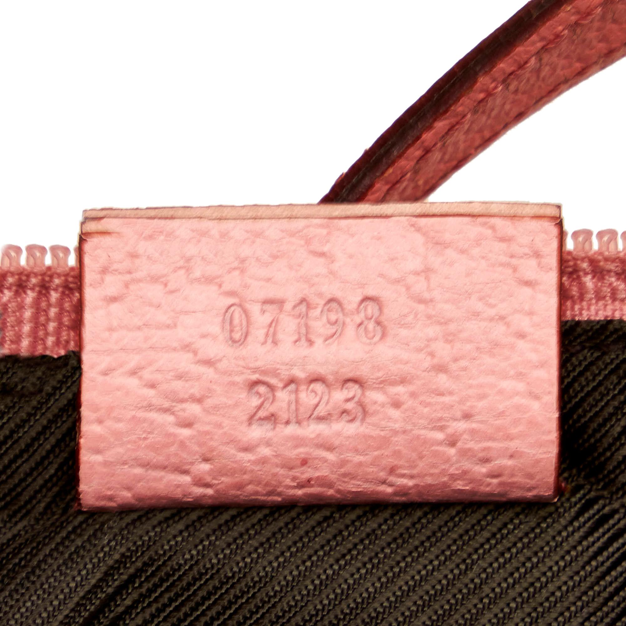 Gucci GG Canvas Boat Baguette (SHG-32021)