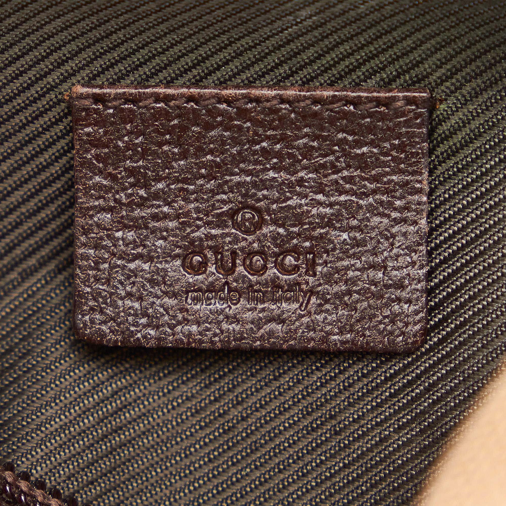 Gucci GG Canvas Cosmetic Pouch (SHG-32430)