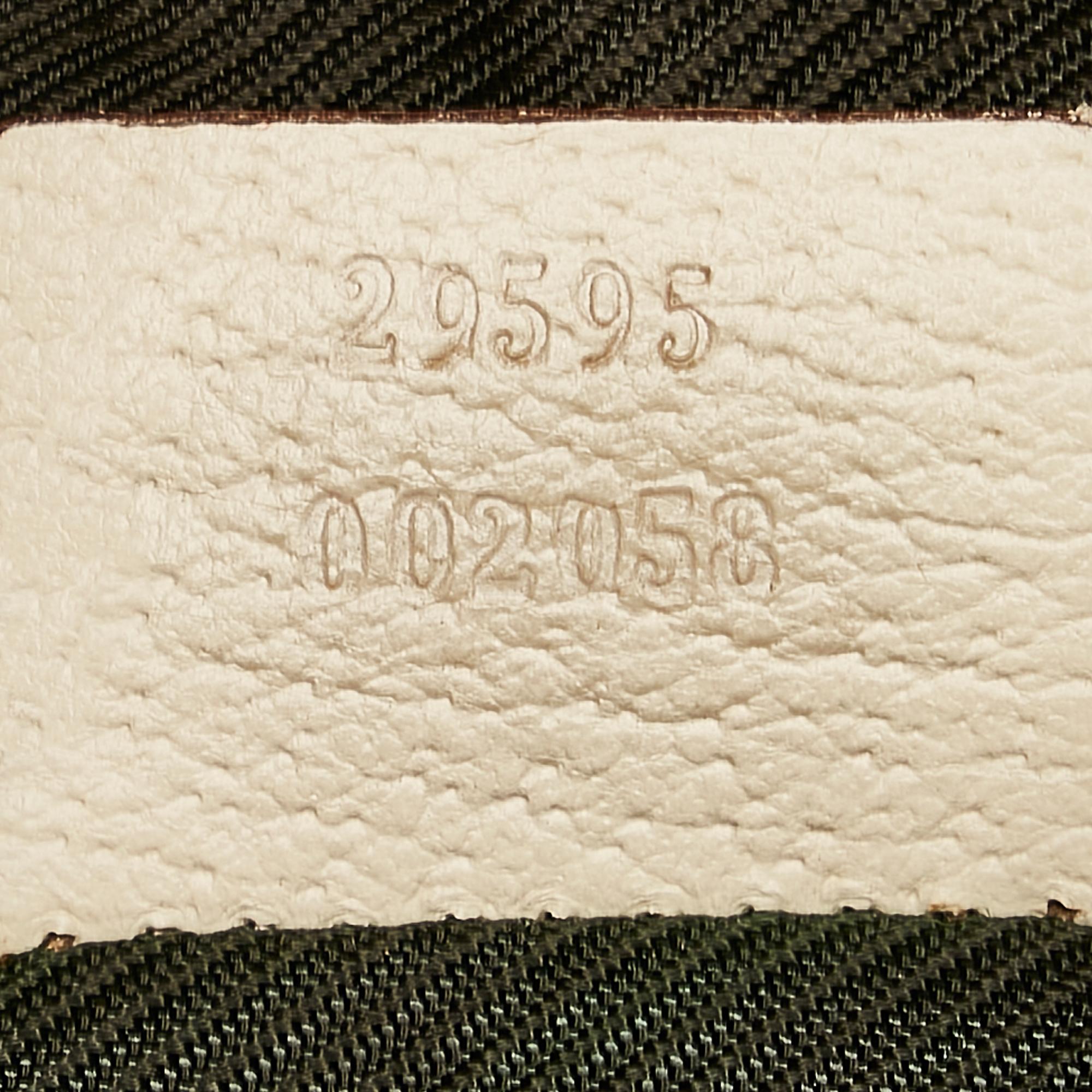 Gucci GG Canvas Cosmetic Pouch (SHG-32649)