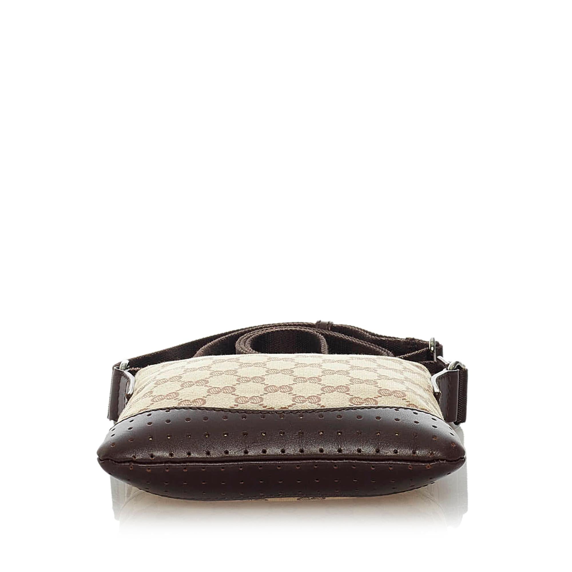 Gucci GG Canvas Crossbody Bag (SHG-28553)