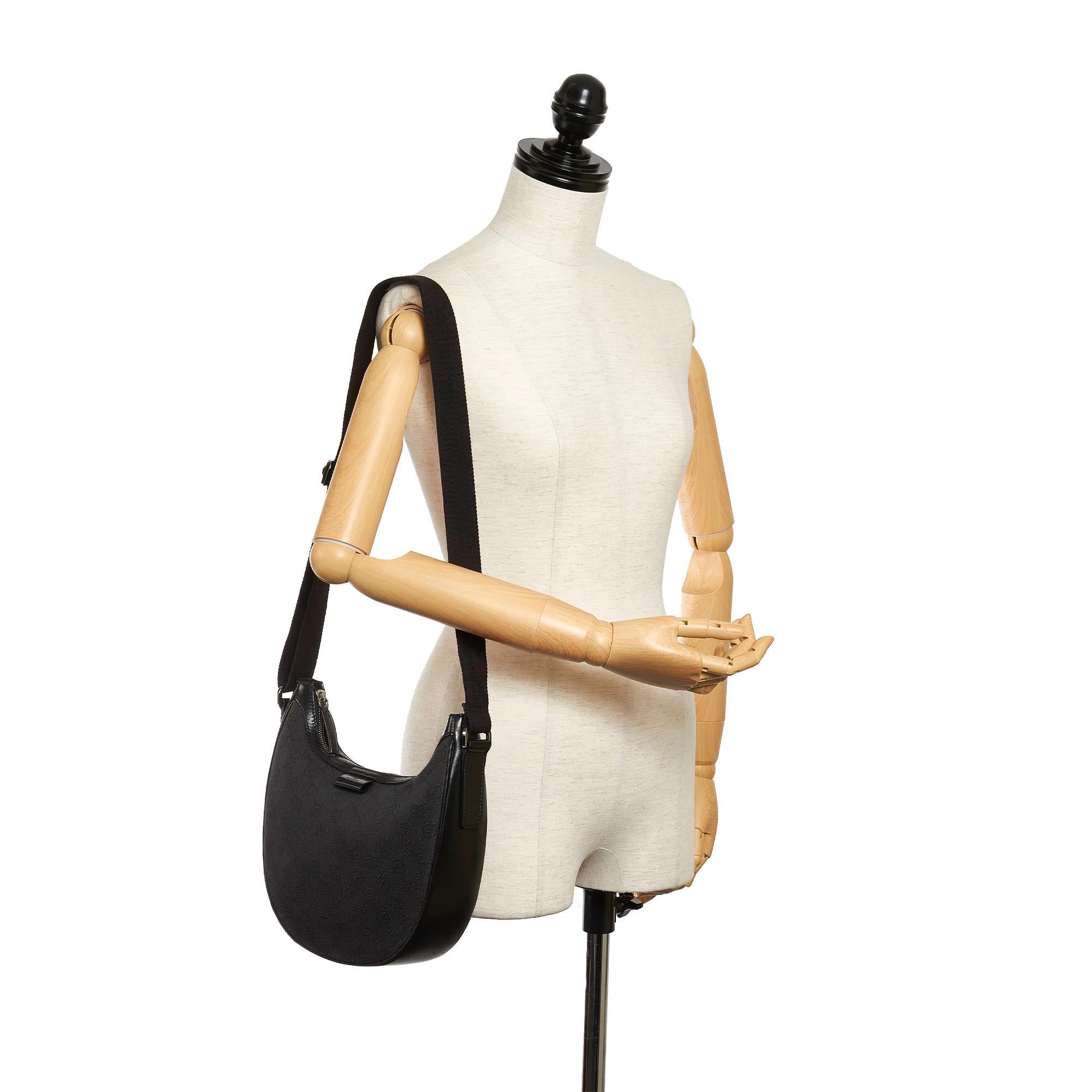 Gucci GG Canvas Crossbody Bag (SHG-29599)