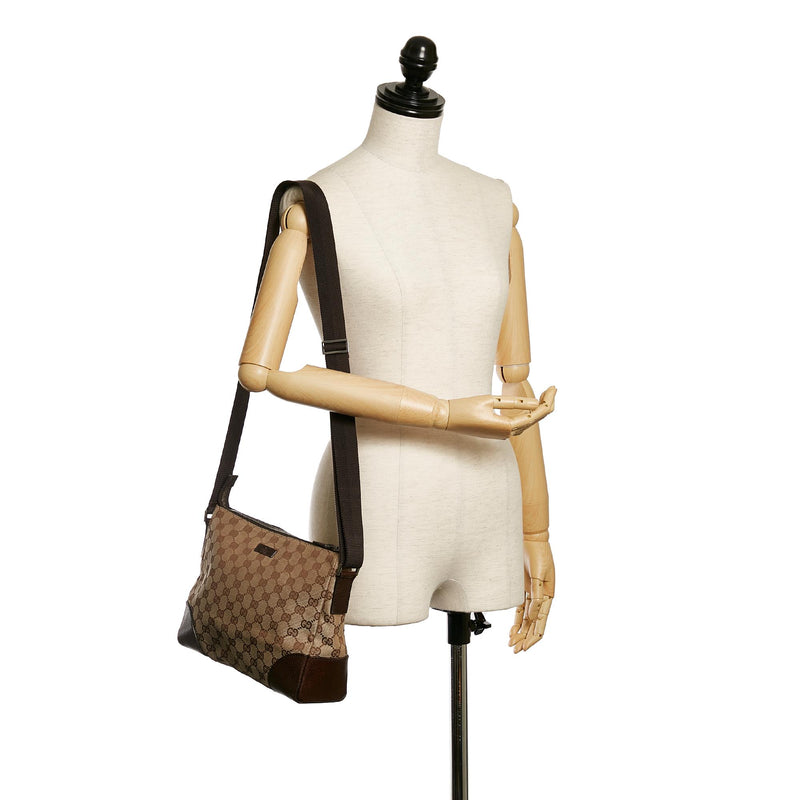 Gucci GG Canvas Crossbody Bag (SHG-31469)