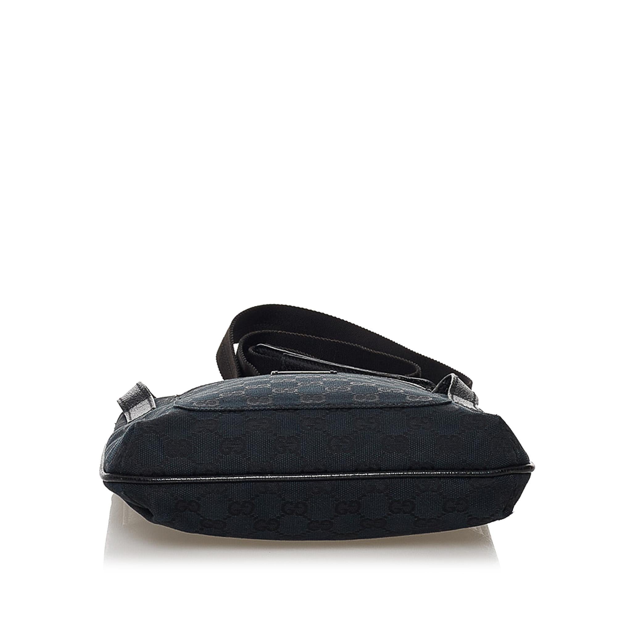 Gucci GG Canvas Crossbody Bag (SHG-32236)