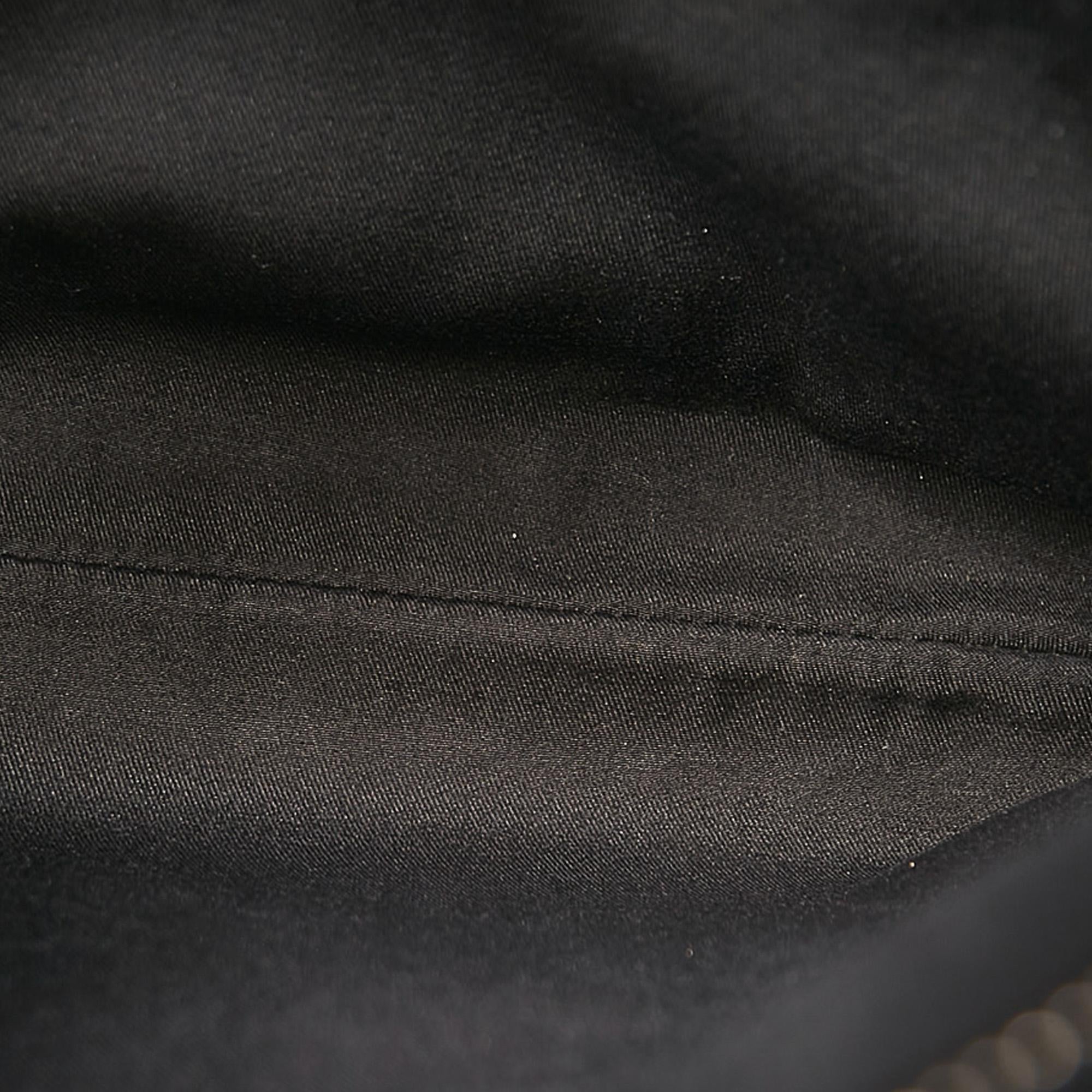 Gucci GG Canvas Crossbody Bag (SHG-32236)