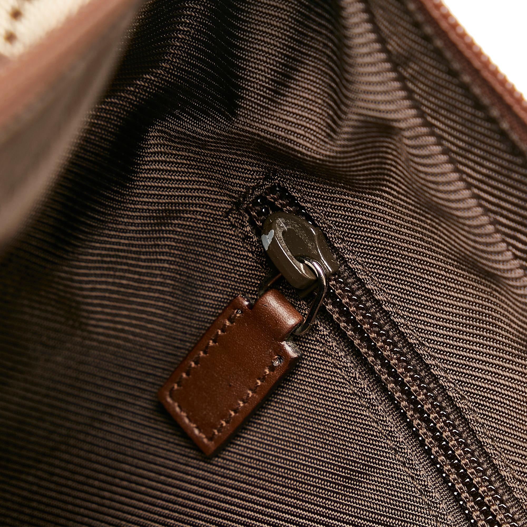 Gucci GG Canvas Crossbody (SHG-ewEN2M)