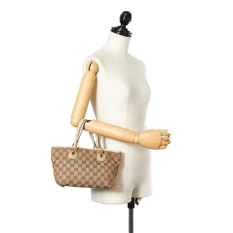 Gucci GG Canvas Eclipse Shoulder Bag (SHG-25109)