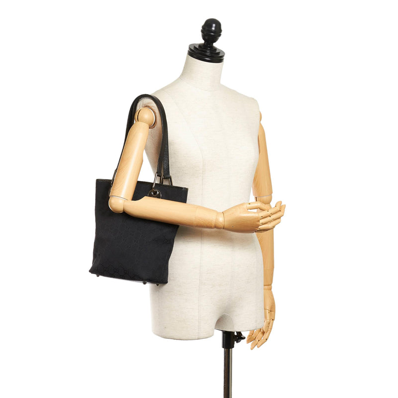 Gucci GG Canvas Eclipse Shoulder Bag (SHG-32852)