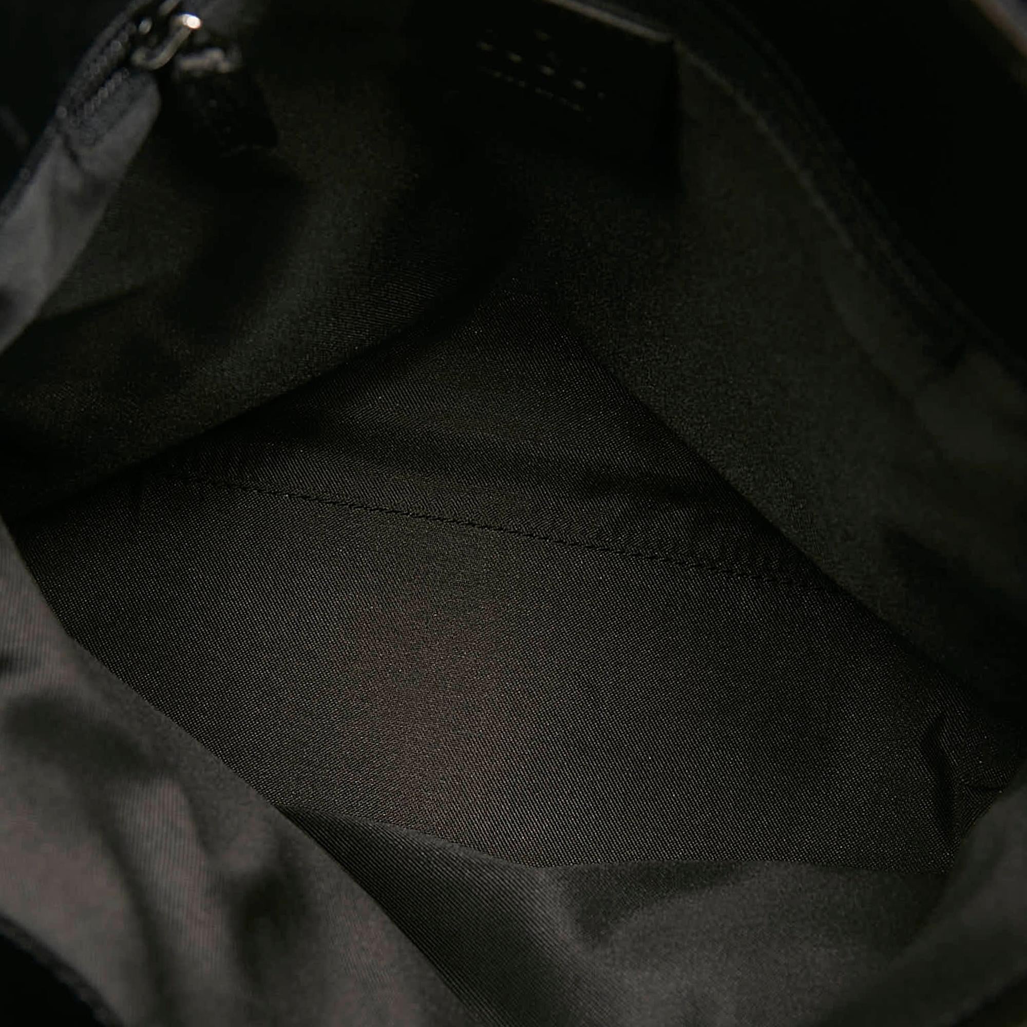 Gucci GG Canvas Handbag (SHG-31609)