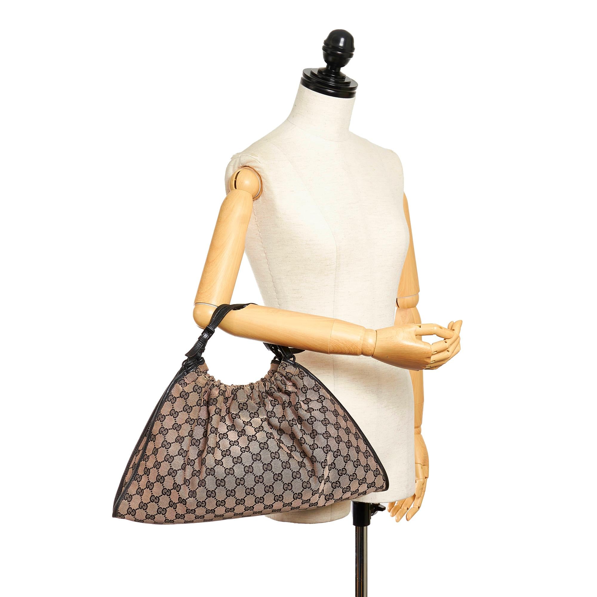 Gucci GG Canvas Handbag (SHG-32693)