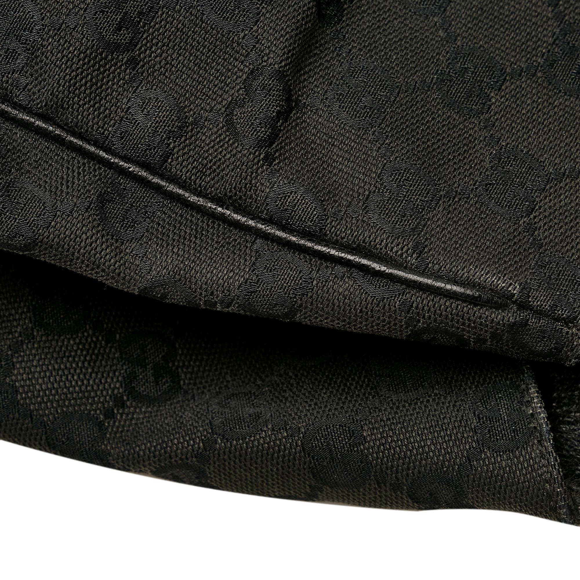 Gucci GG Canvas Nailhead Jackie (SHG-YZOZQj)