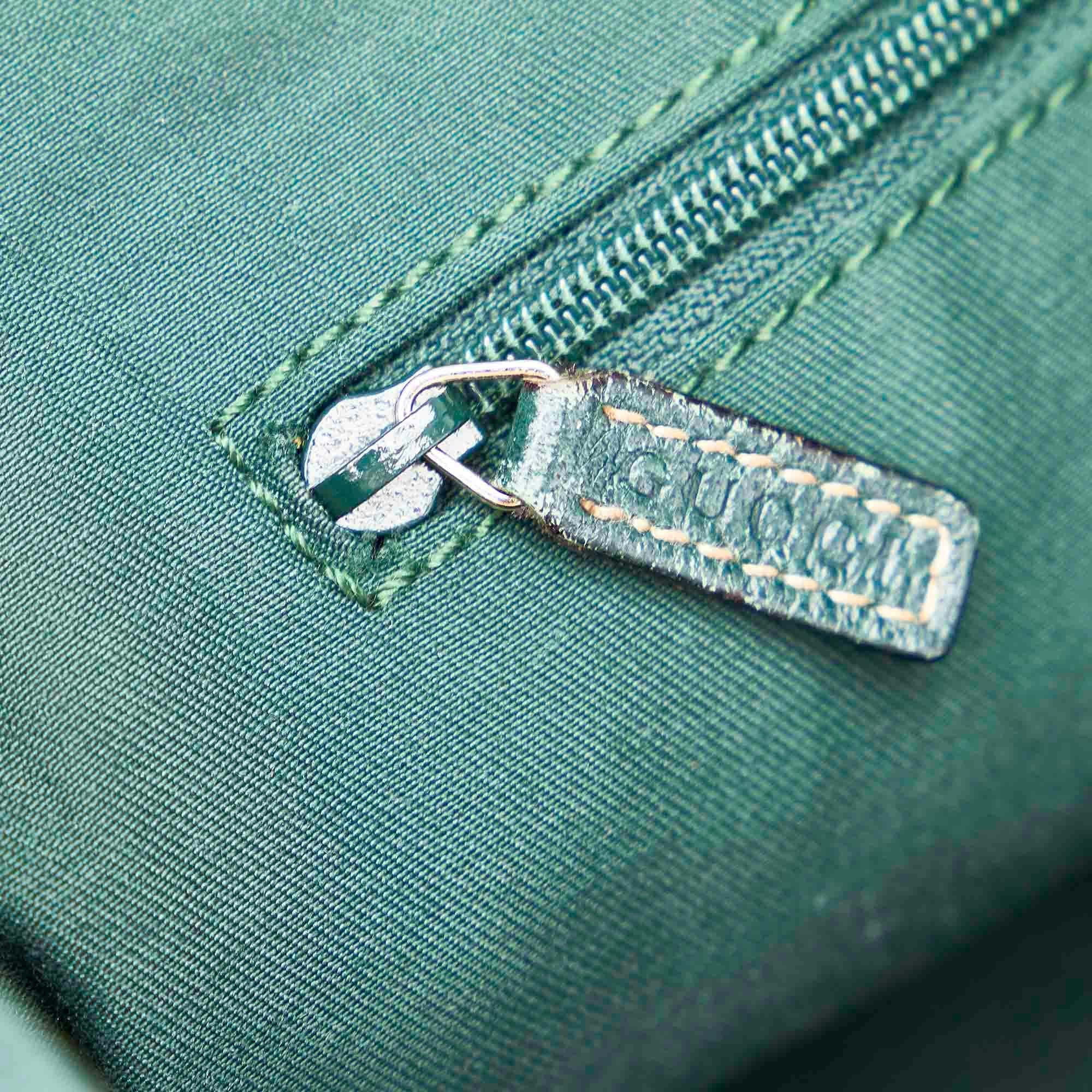 Gucci GG Canvas Pelham Shoulder Bag (SHG-22642)