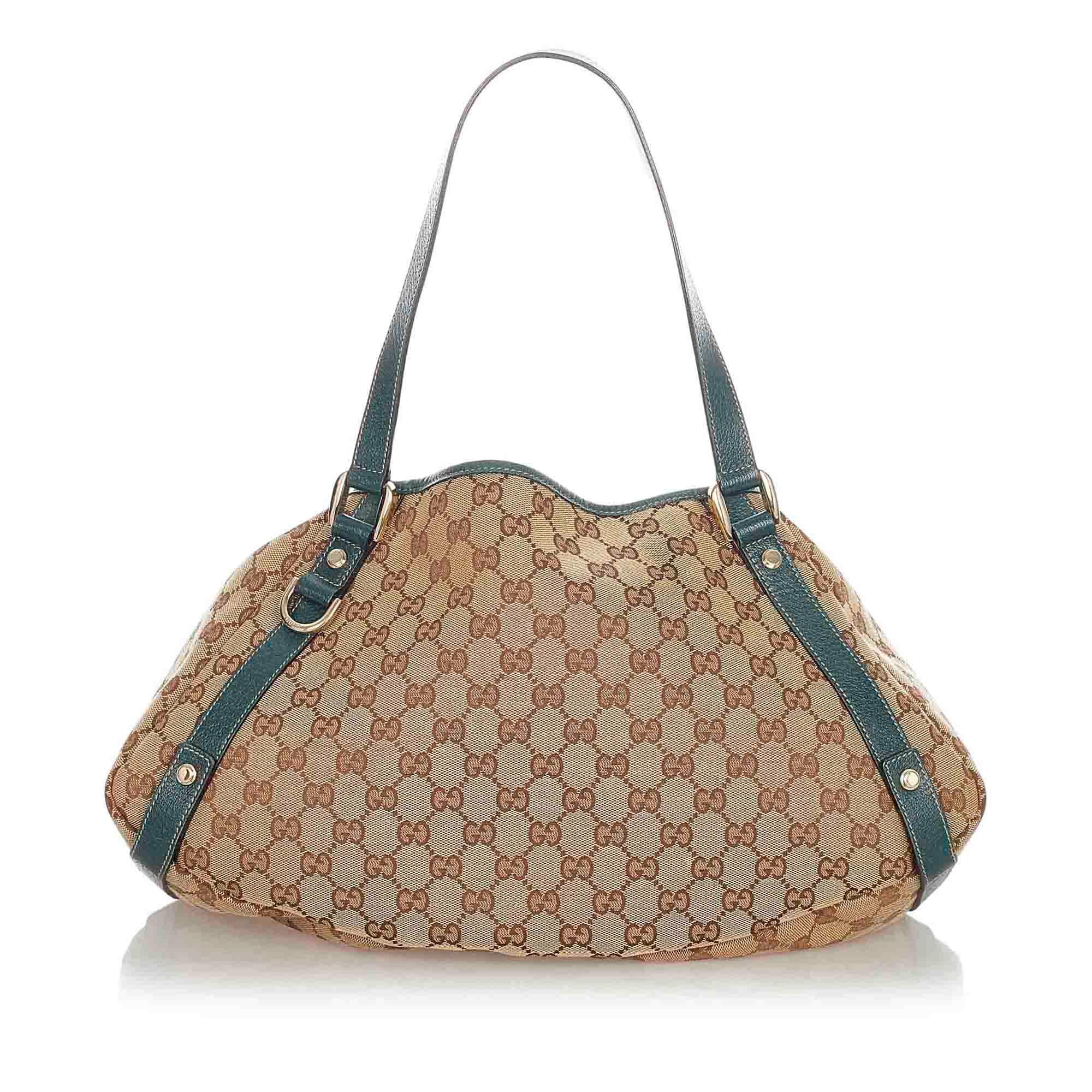Gucci GG Canvas Pelham Shoulder Bag (SHG-22642)