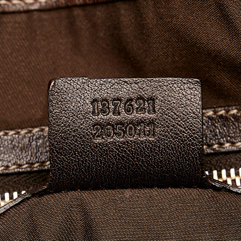 Gucci GG Canvas Pelham Shoulder Bag (SHG-30626)