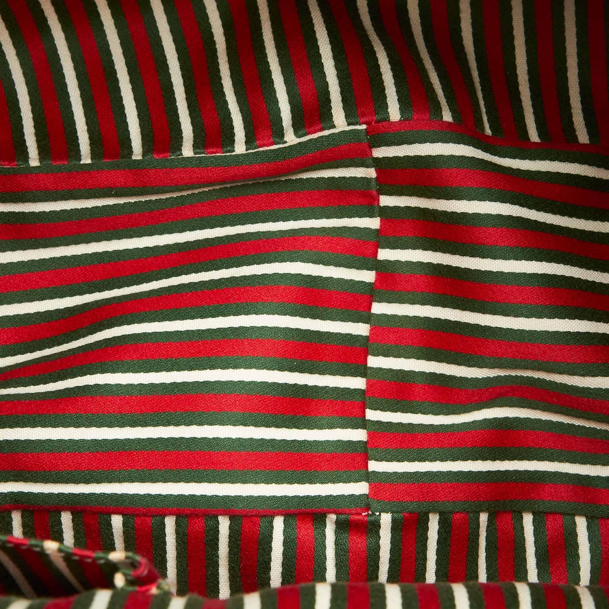 Gucci GG Canvas Pelham Tote Bag (SHG-32148)