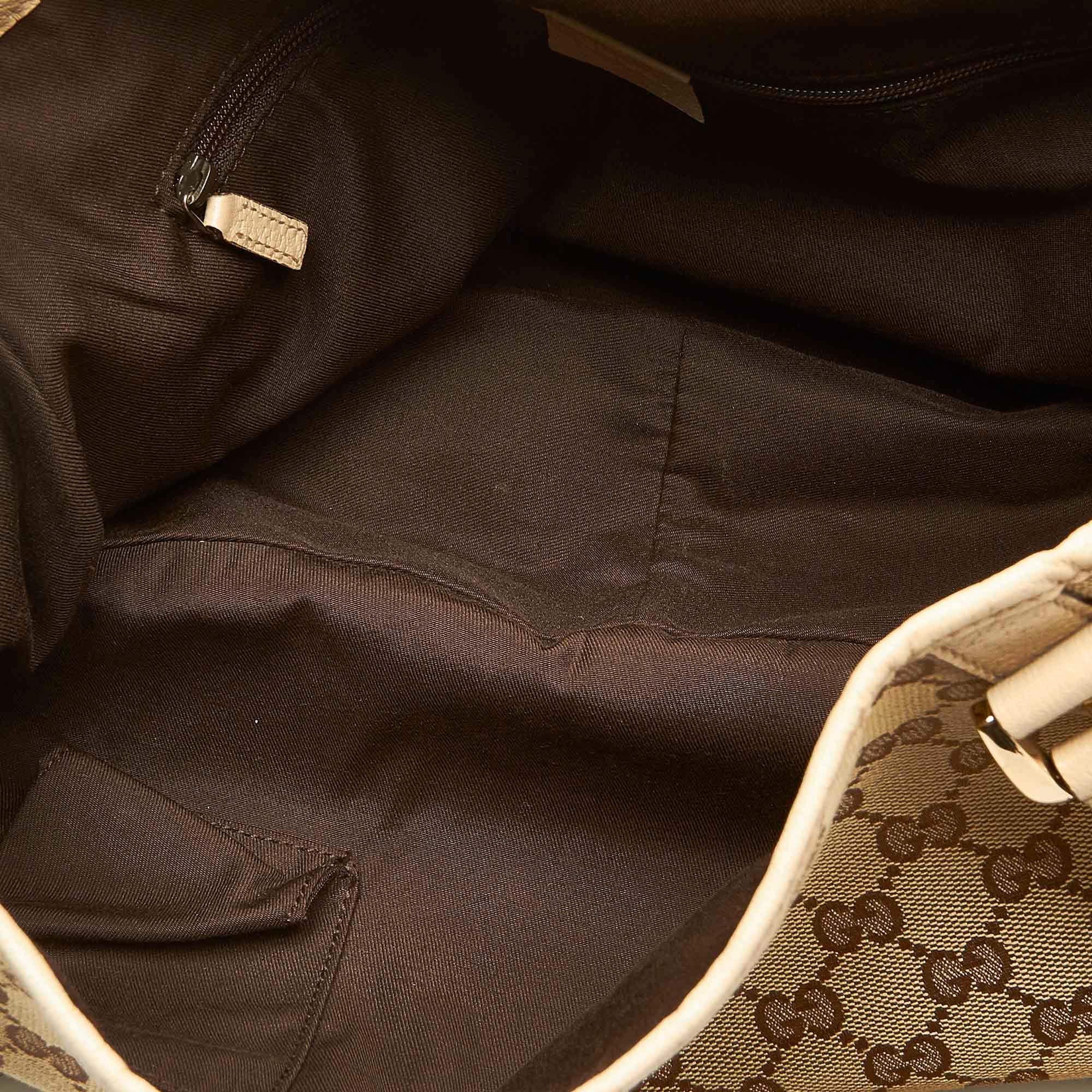 Gucci GG Canvas Pelham Tote Bag (SHG-32149)