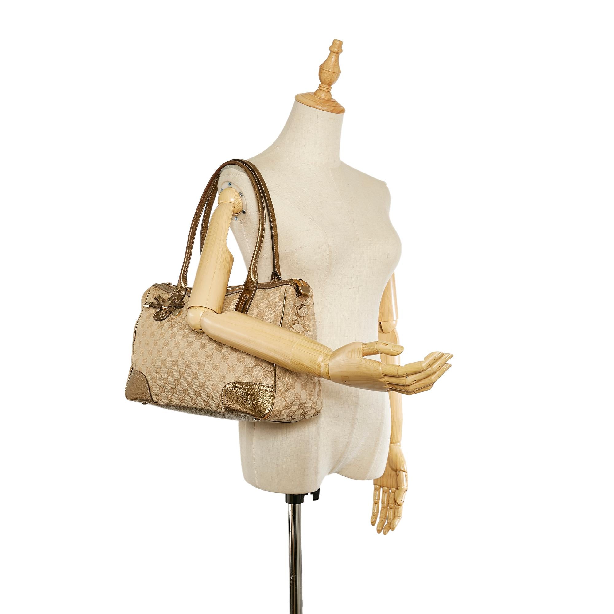 Gucci GG Canvas Princy Shoulder Bag (SHG-34060)