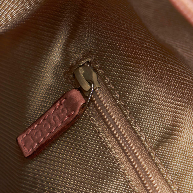 Gucci GG Canvas Shoulder Bag (SHG-29463)