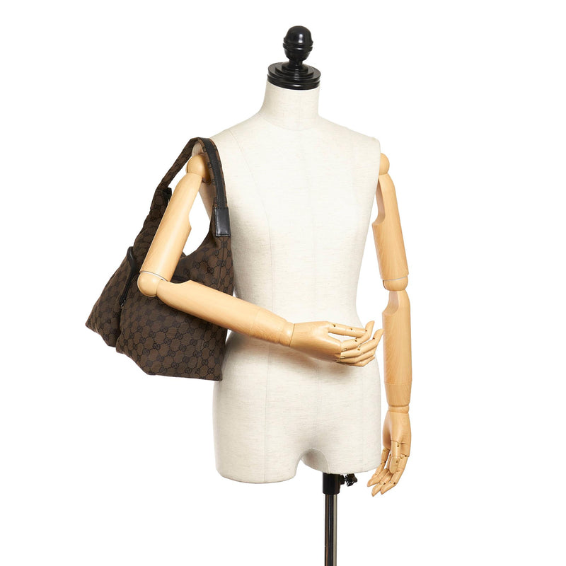 Gucci GG Canvas Shoulder Bag (SHG-32040)