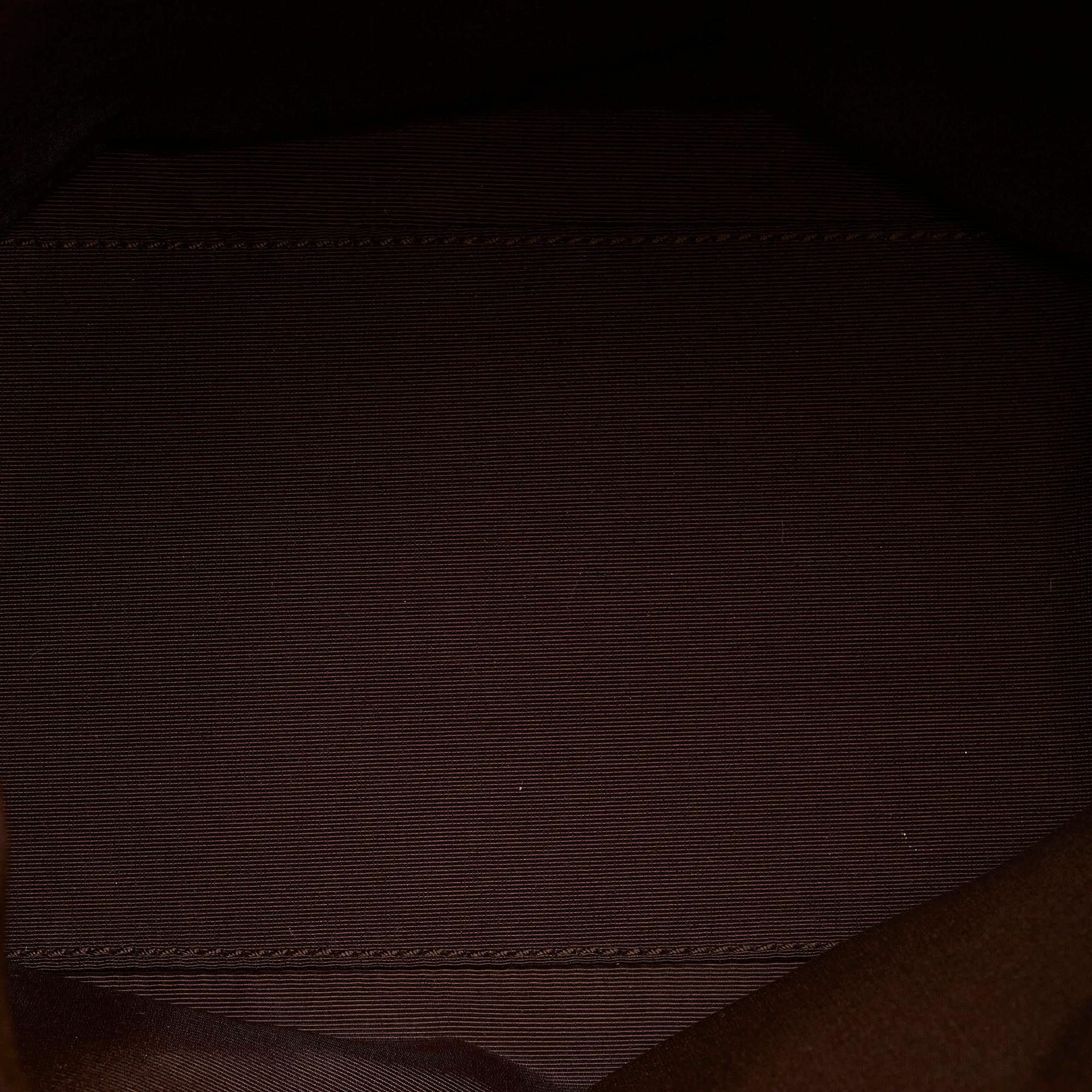 Gucci GG Canvas Shoulder Bag (SHG-32068)