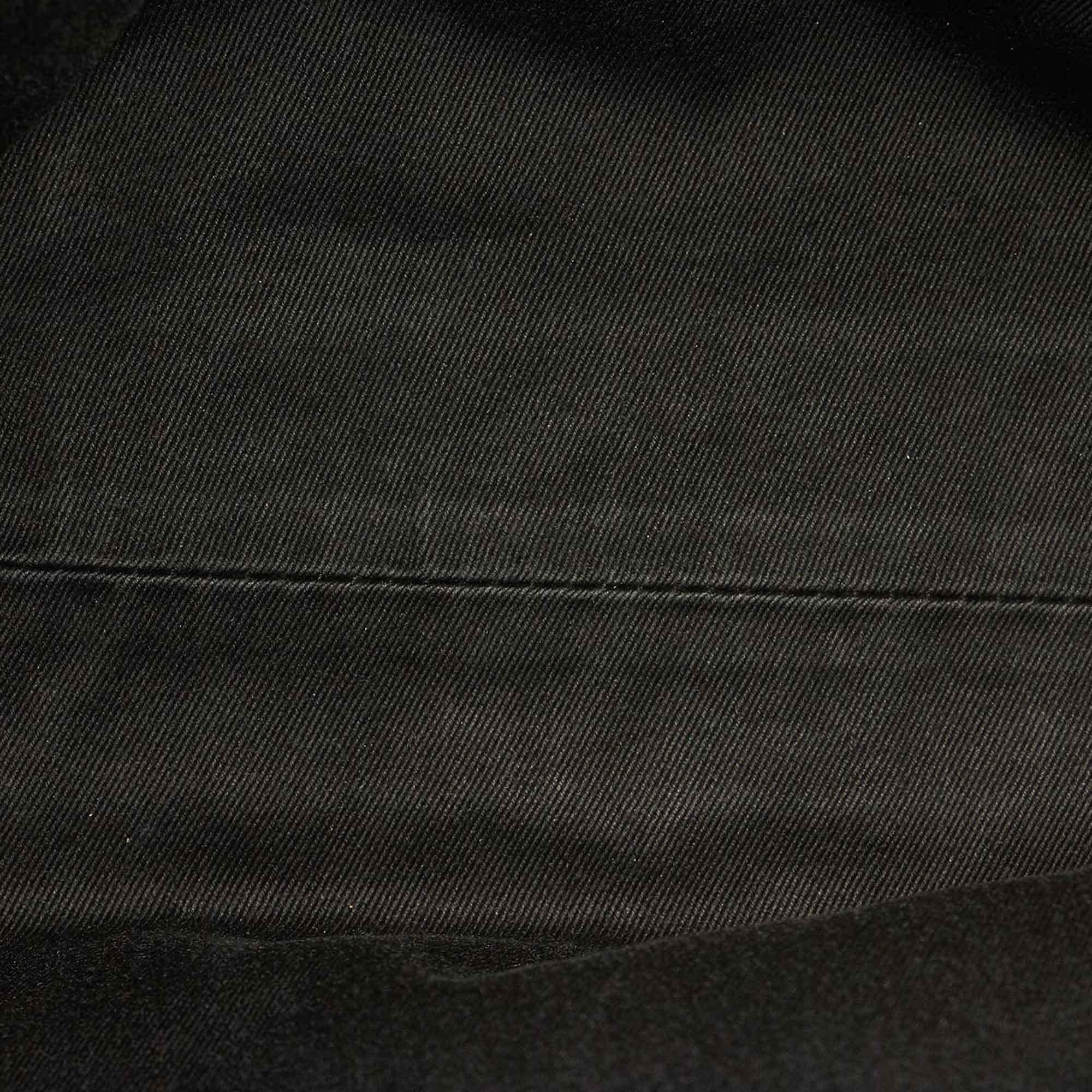 Gucci GG Canvas Shoulder Bag (SHG-32131)