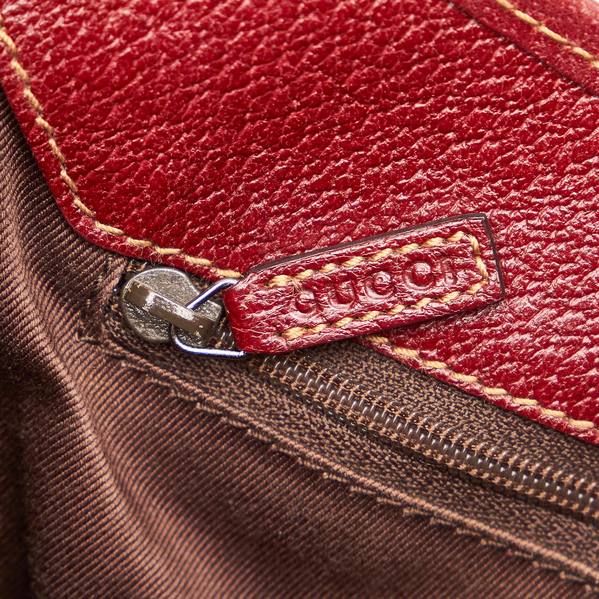 Gucci GG Canvas Shoulder Bag (SHG-32537)