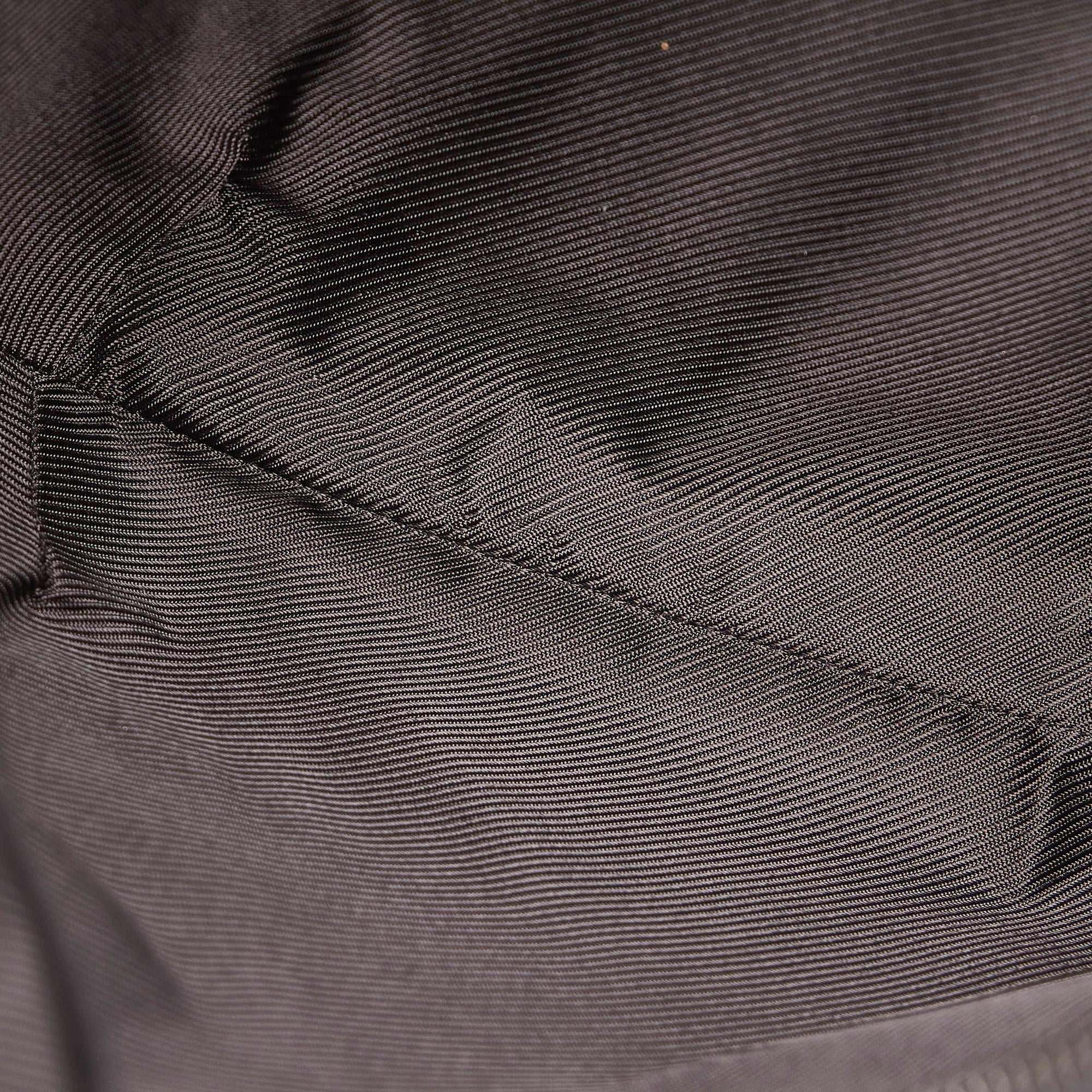 Gucci GG Canvas Shoulder Bag (SHG-32653)