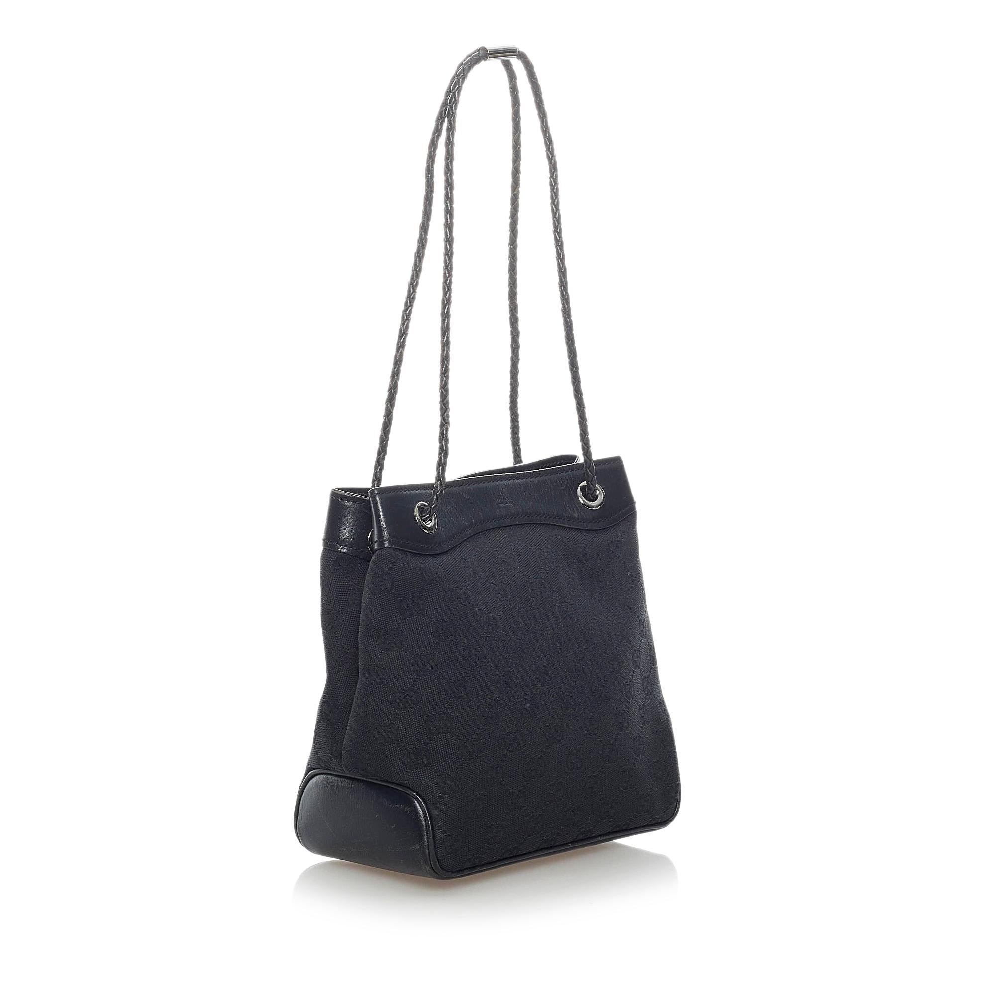 Gucci GG Canvas Shoulder Bag (SHG-32798)