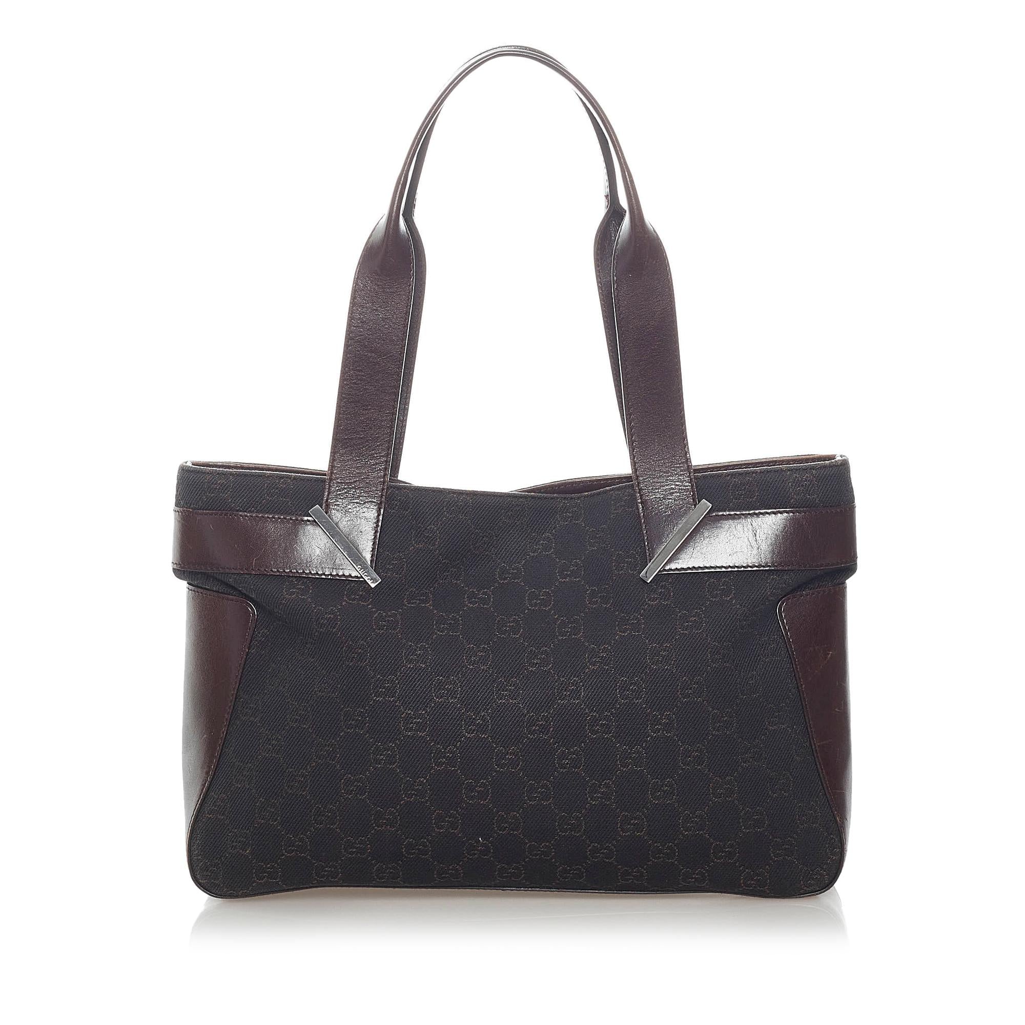 Gucci GG Canvas Shoulder Bag (SHG-32847)