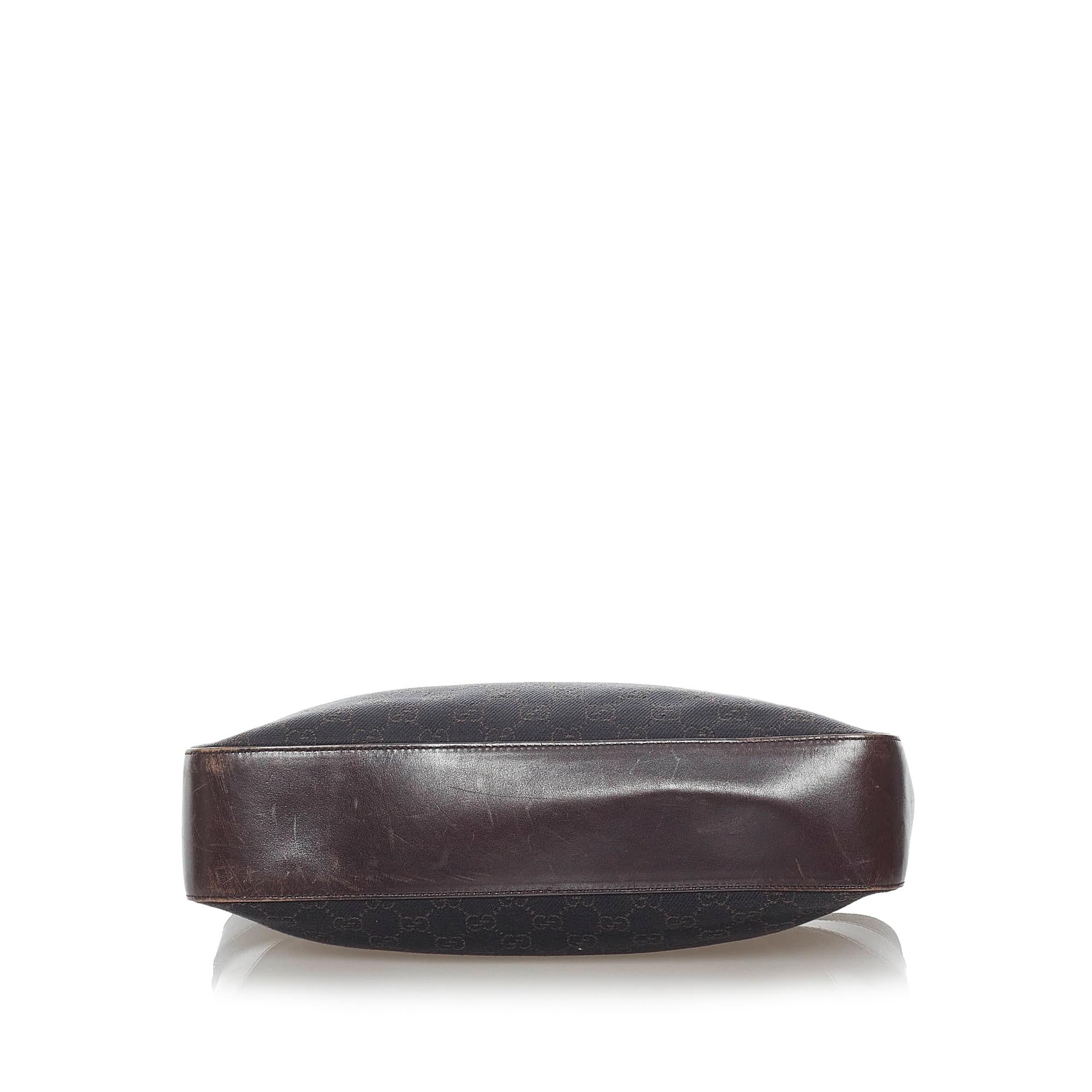 Gucci GG Canvas Shoulder Bag (SHG-32847)