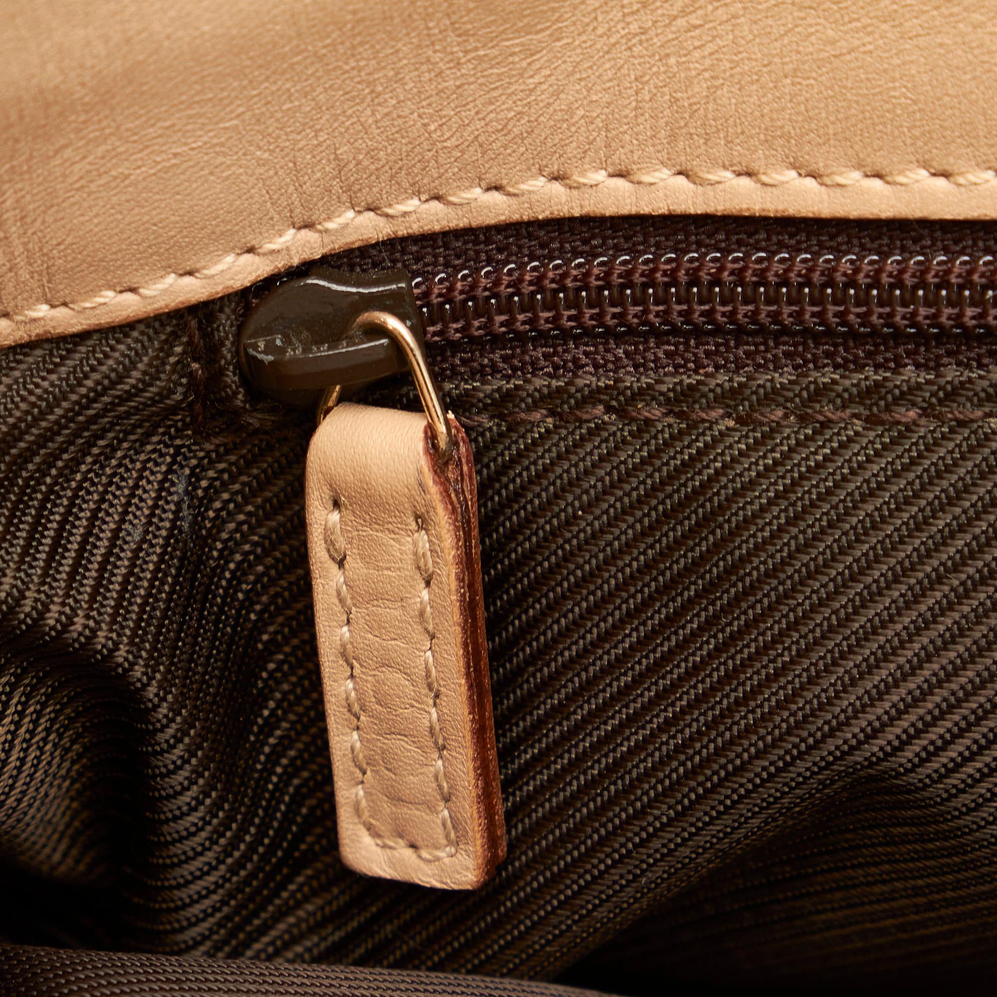 Gucci GG Canvas Shoulder Bag (SHG-32853)