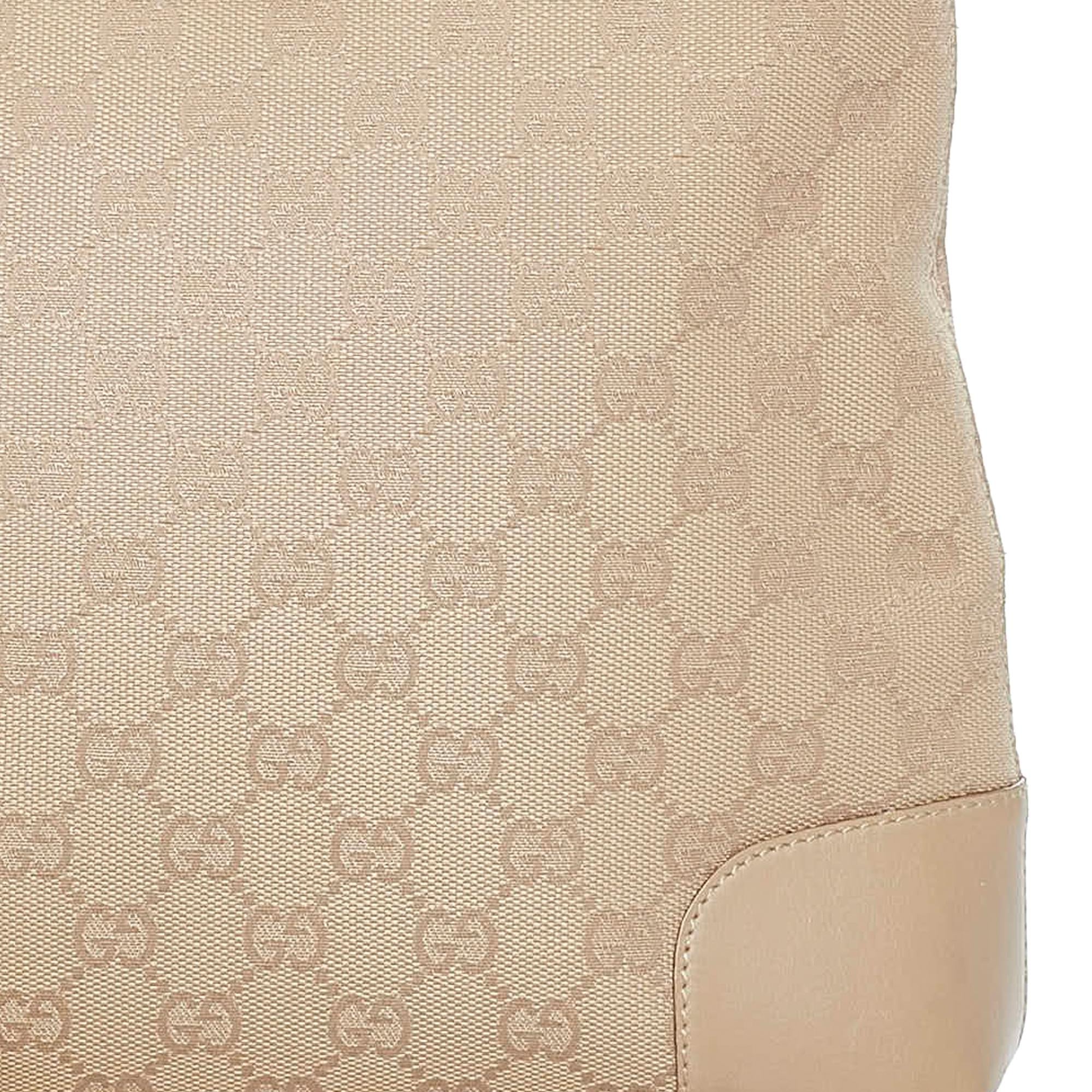 Gucci GG Canvas Shoulder Bag (SHG-32853)