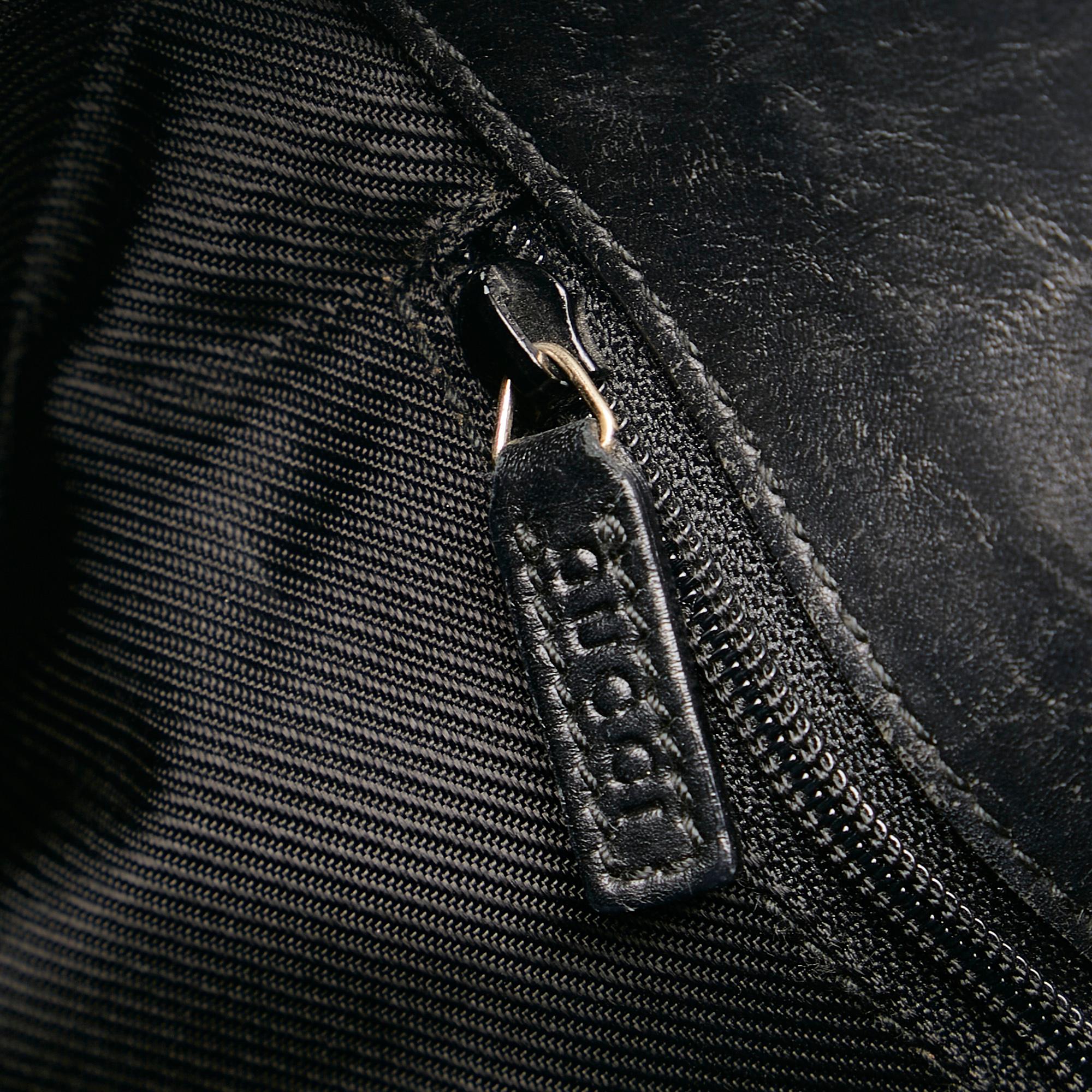 Gucci GG Canvas Shoulder Bag (SHG-34579)