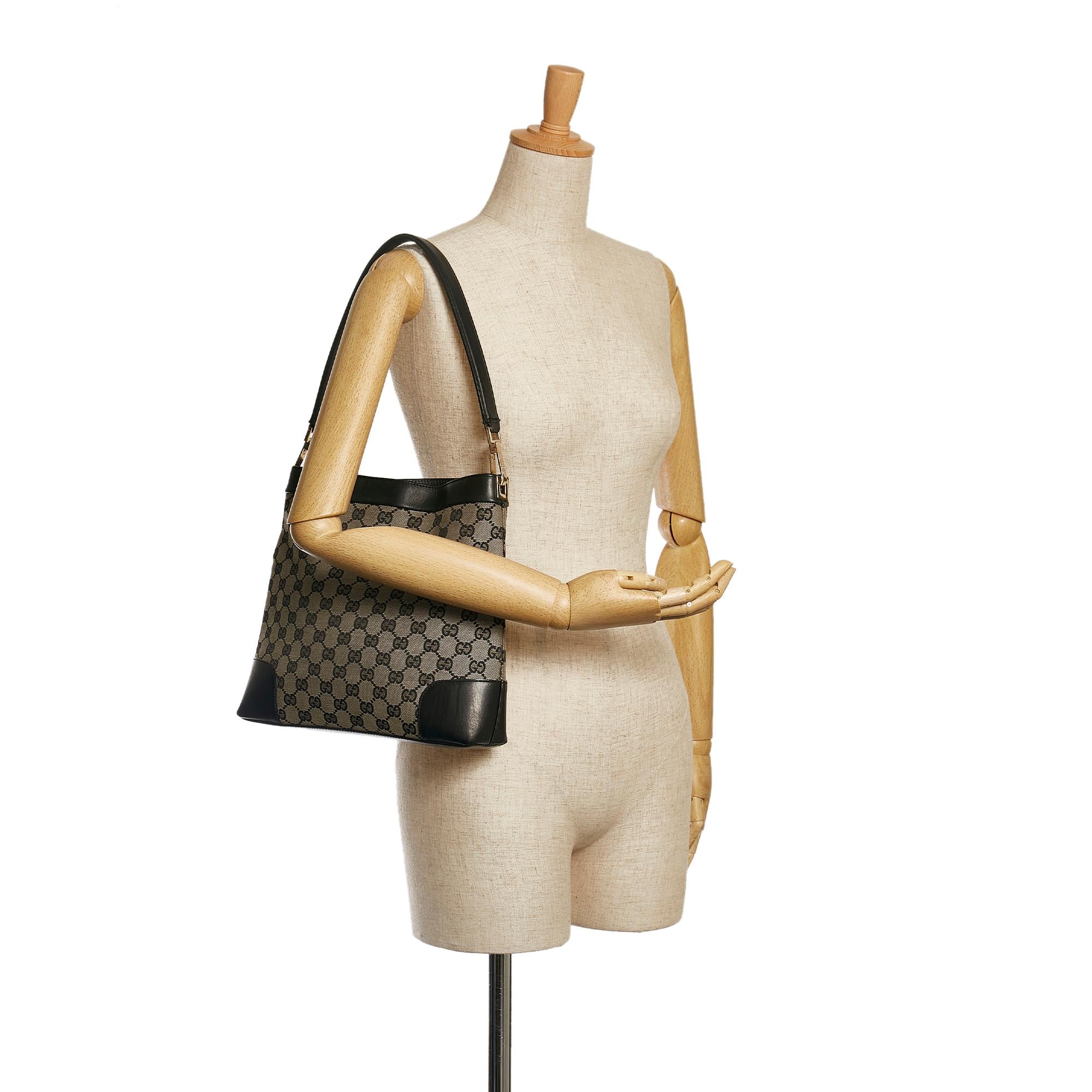 Gucci GG Canvas Shoulder Bag (SHG-34579)
