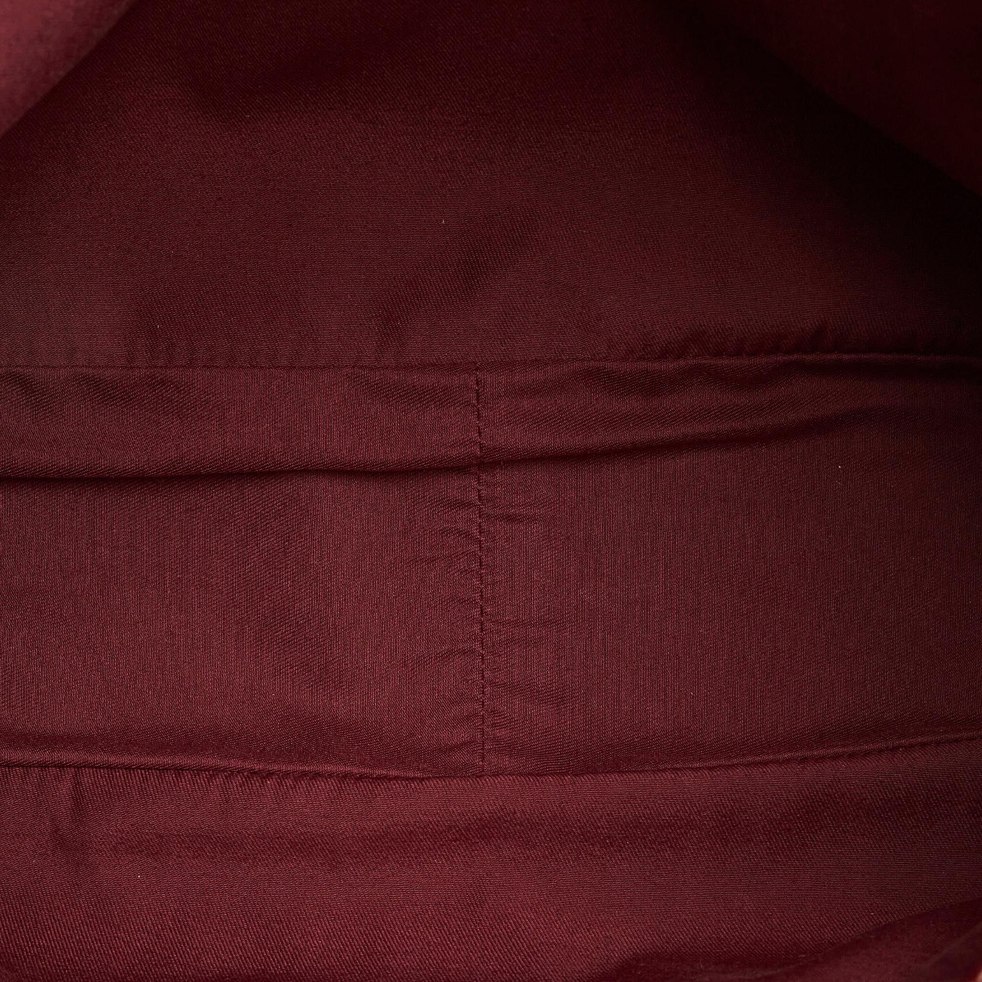 Gucci GG Canvas Shoulder Bag (SHG-34738)