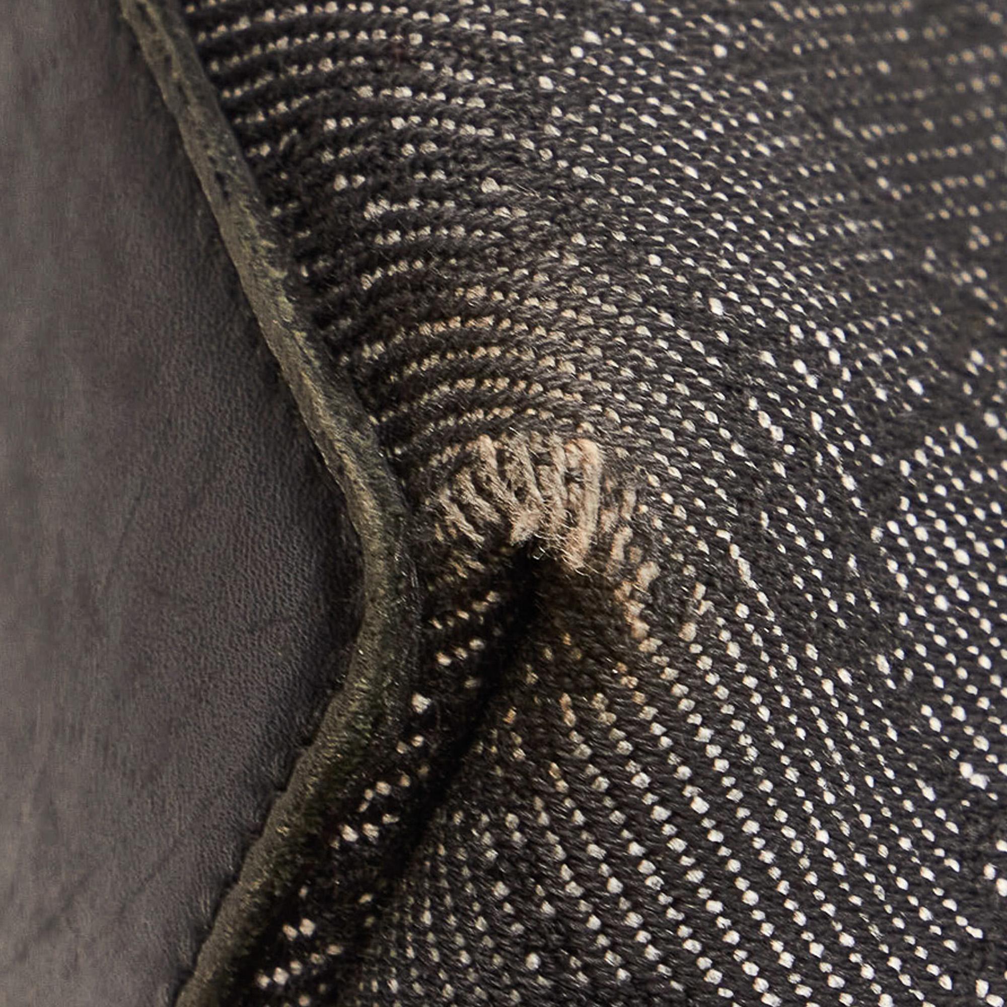 Gucci GG Canvas Tote Bag (SHG-34761)