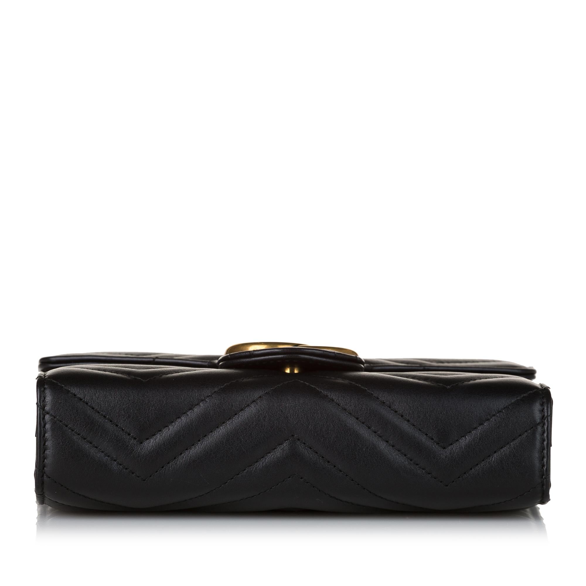 Gucci GG Marmont Leather Wallet On Chain (SHG-35248)